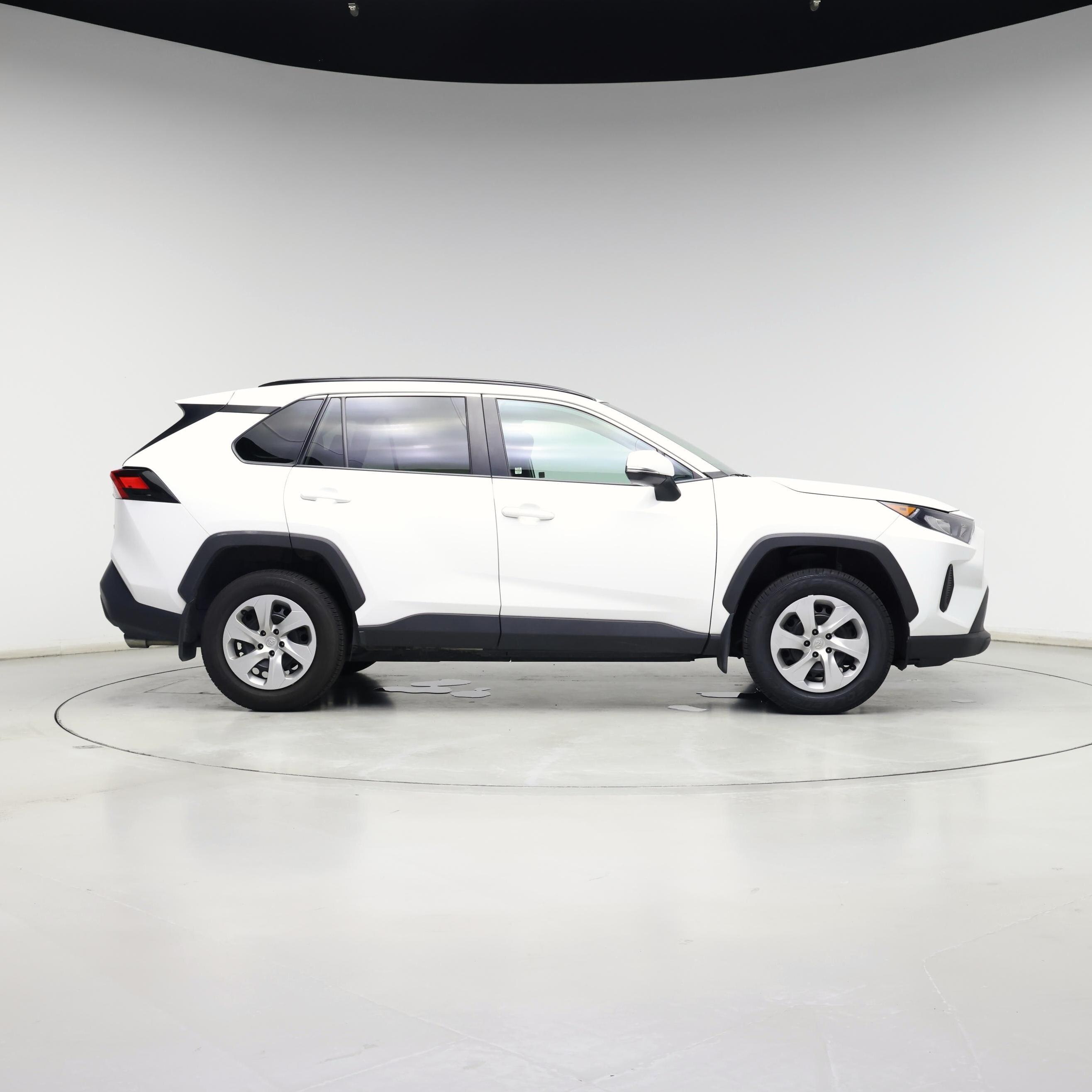 Thumbnail: 2021 Toyota RAV4 - 7