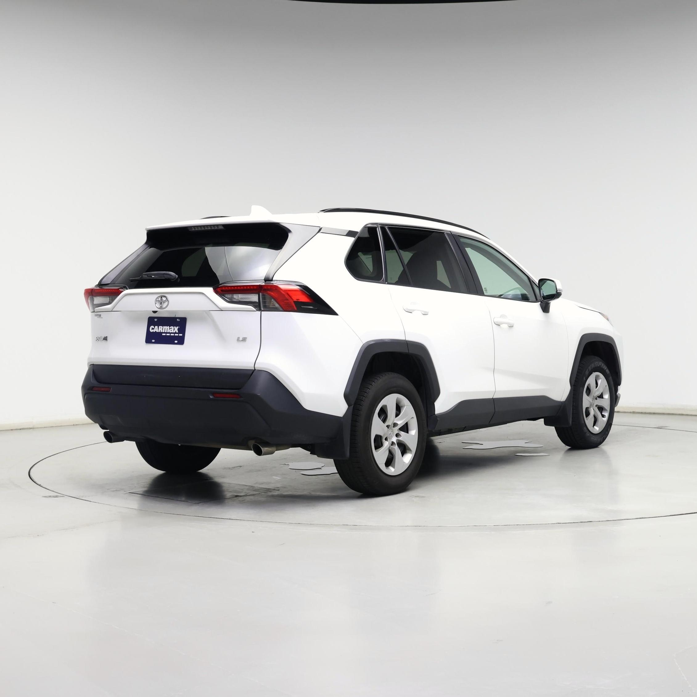 Thumbnail: 2021 Toyota RAV4 - 8