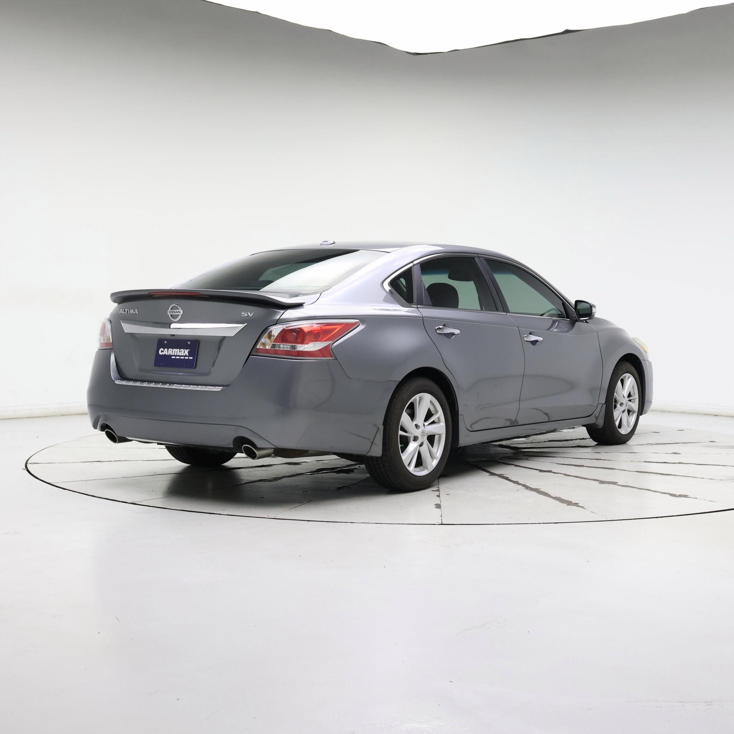Thumbnail: 2015 Nissan Altima - 8
