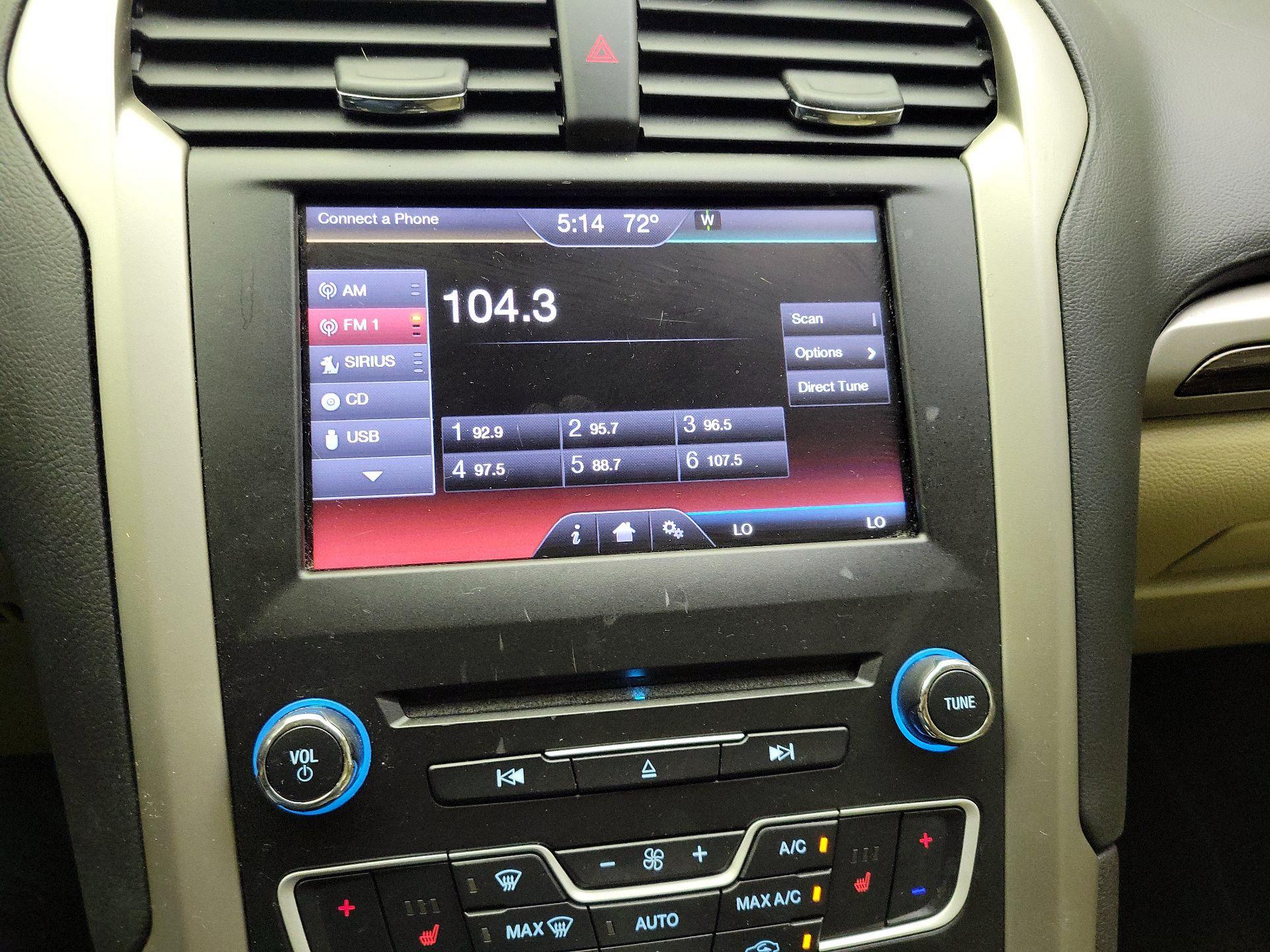 Thumbnail: 2016 Ford Fusion - 16