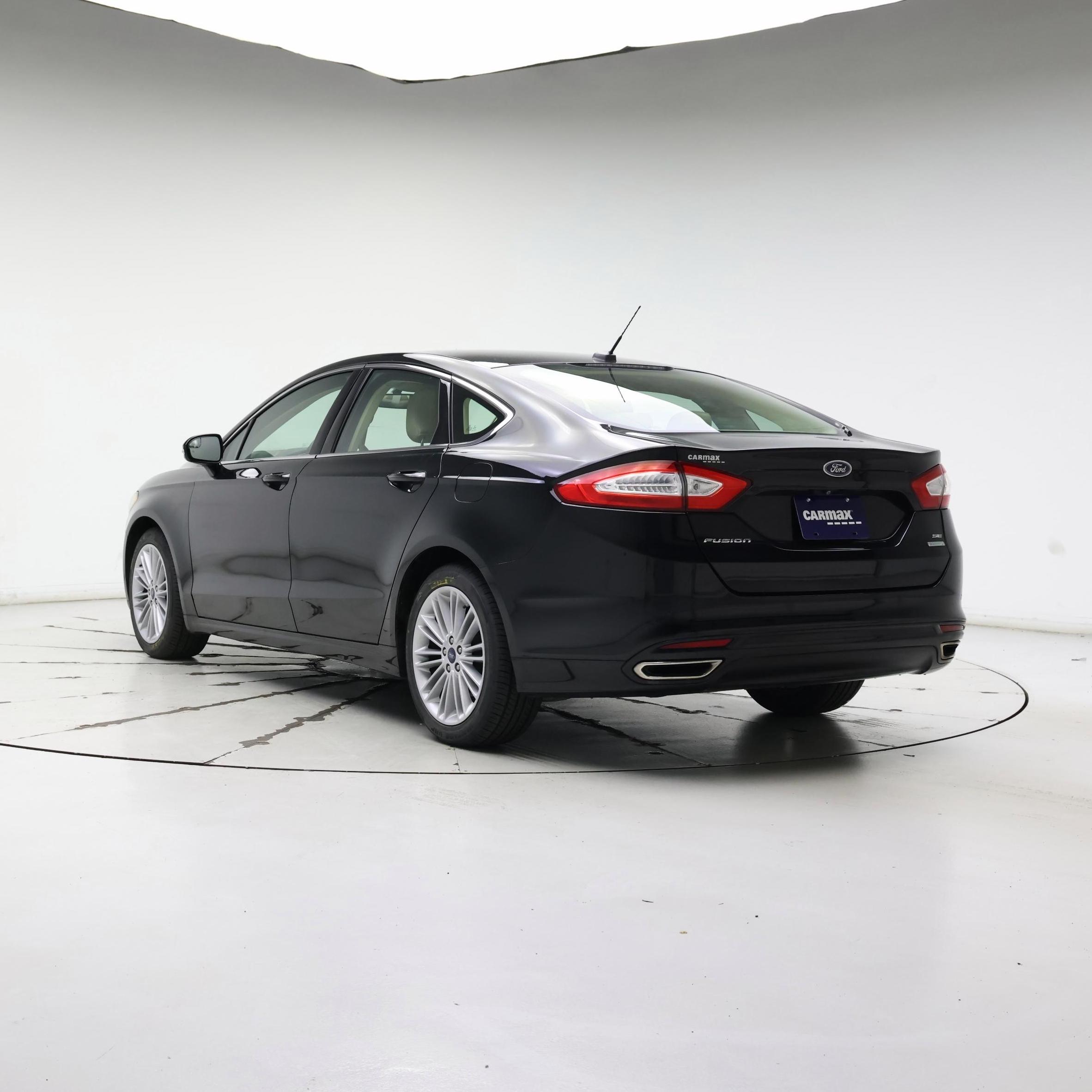 Thumbnail: 2016 Ford Fusion - 2