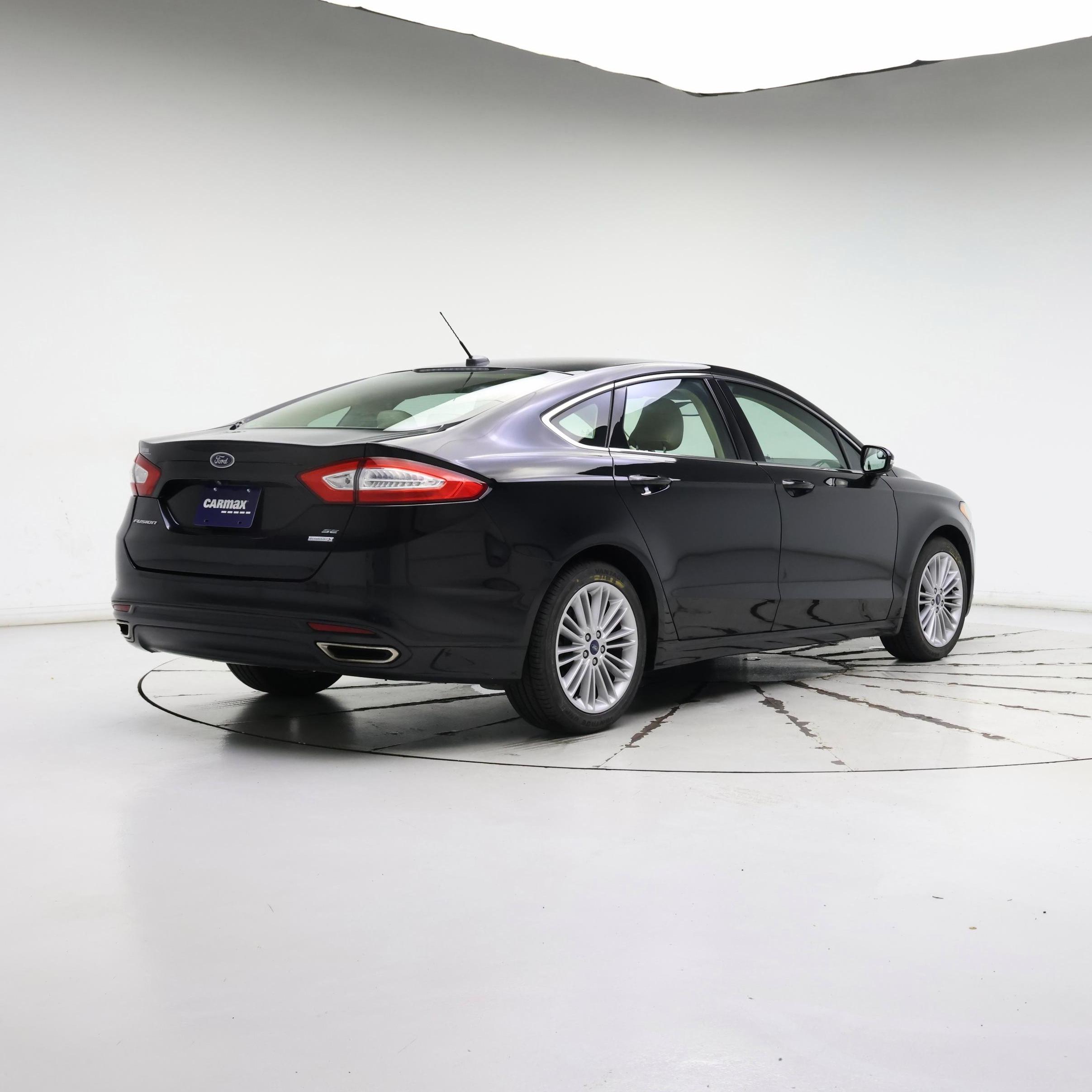 Thumbnail: 2016 Ford Fusion - 8