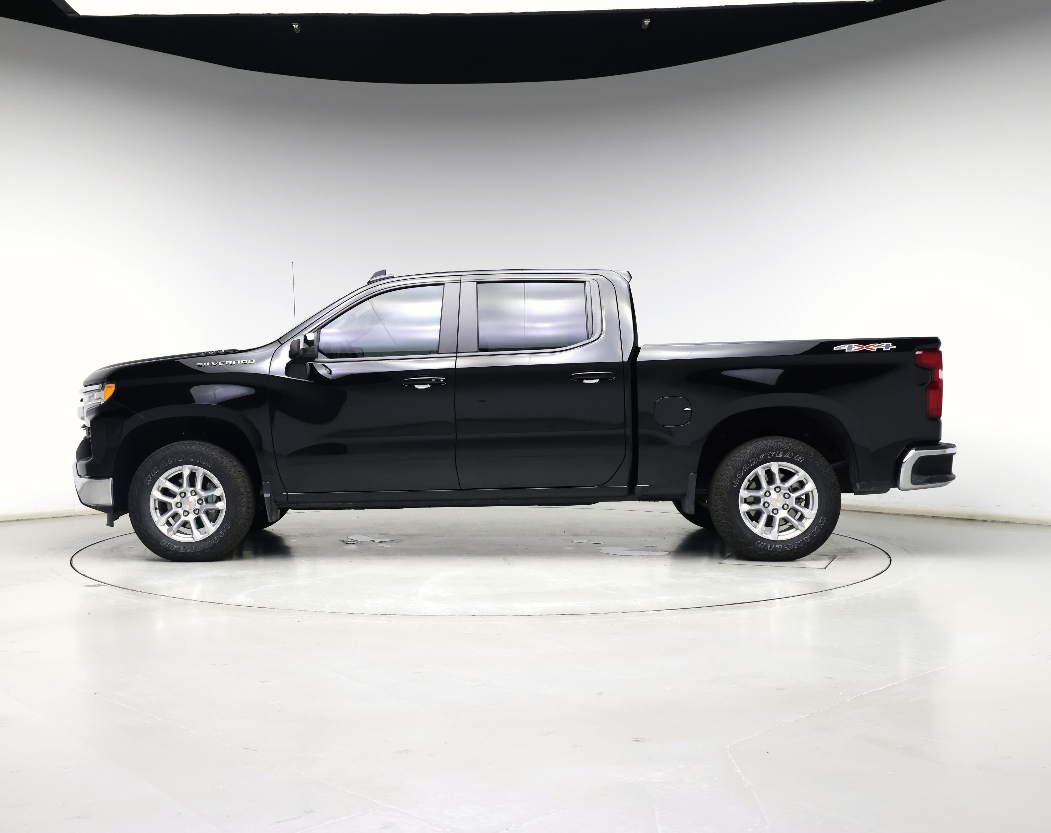Thumbnail: 2025 Chevrolet Silverado 1500 - 3