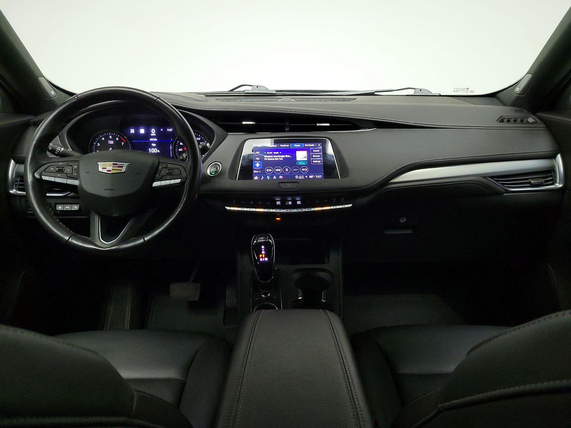 Thumbnail: 2021 Cadillac XT4 - 9