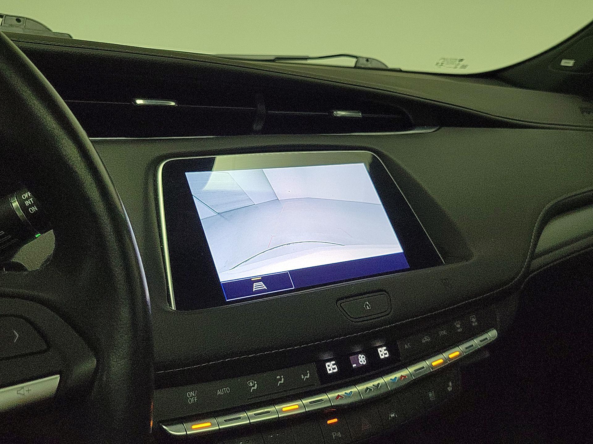 Thumbnail: 2021 Cadillac XT4 - 15