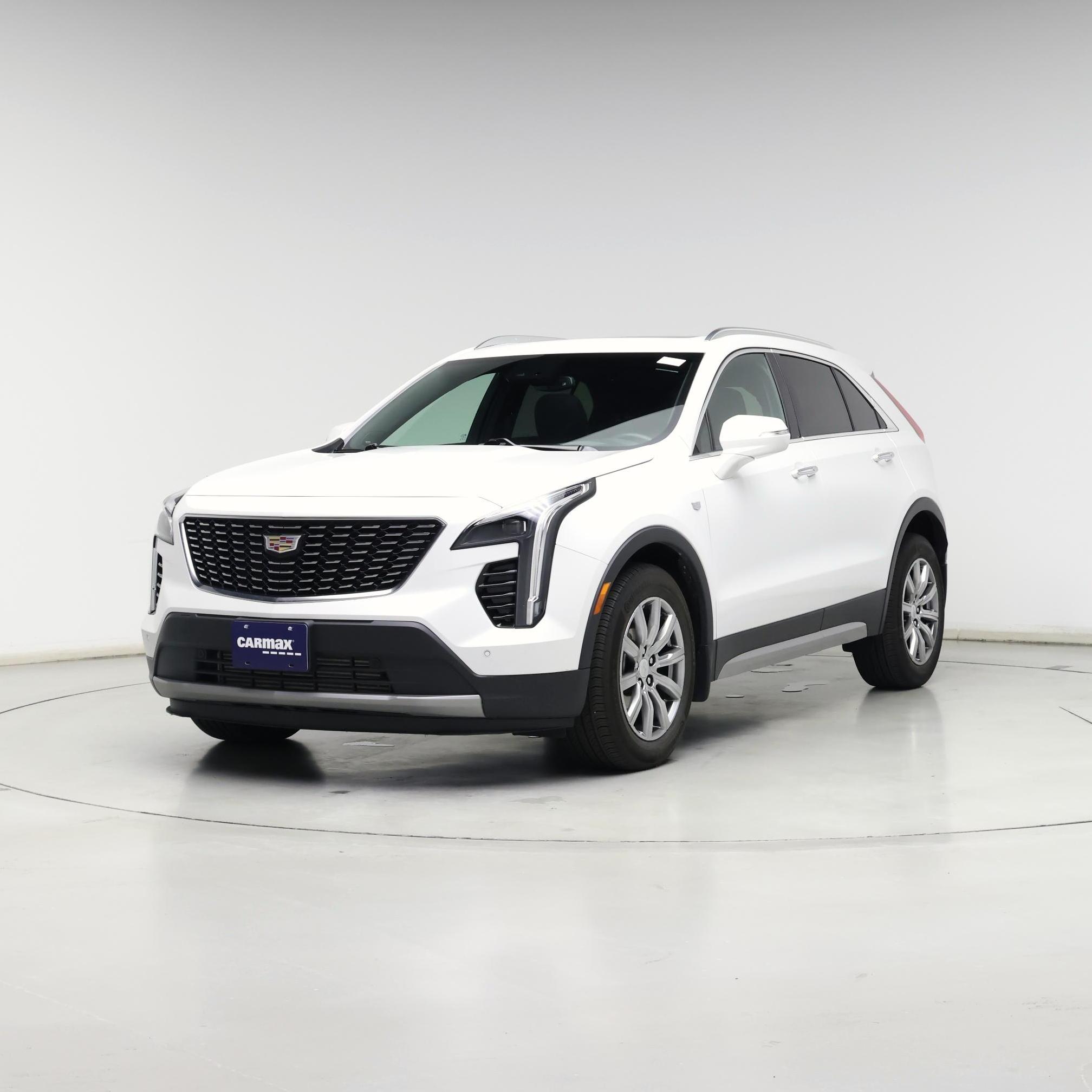 Thumbnail: 2021 Cadillac XT4 - 4
