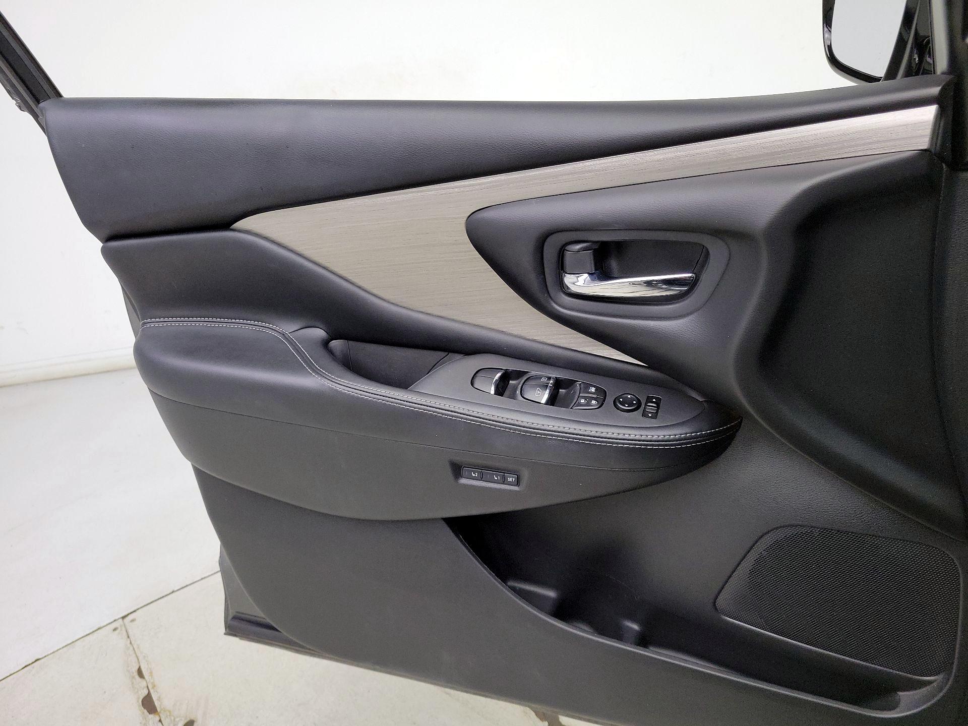 Thumbnail: 2015 Nissan Murano - 12