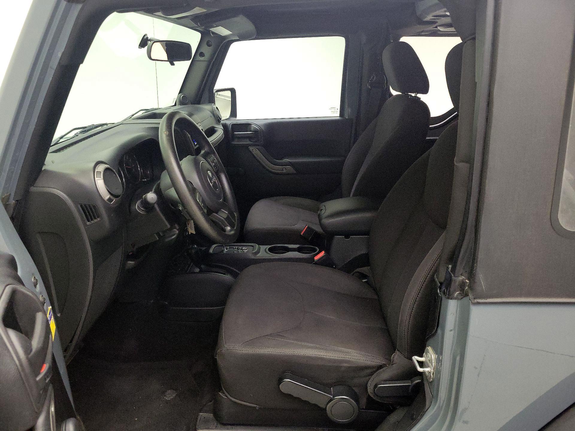 Thumbnail: 2014 Jeep Wrangler - 11