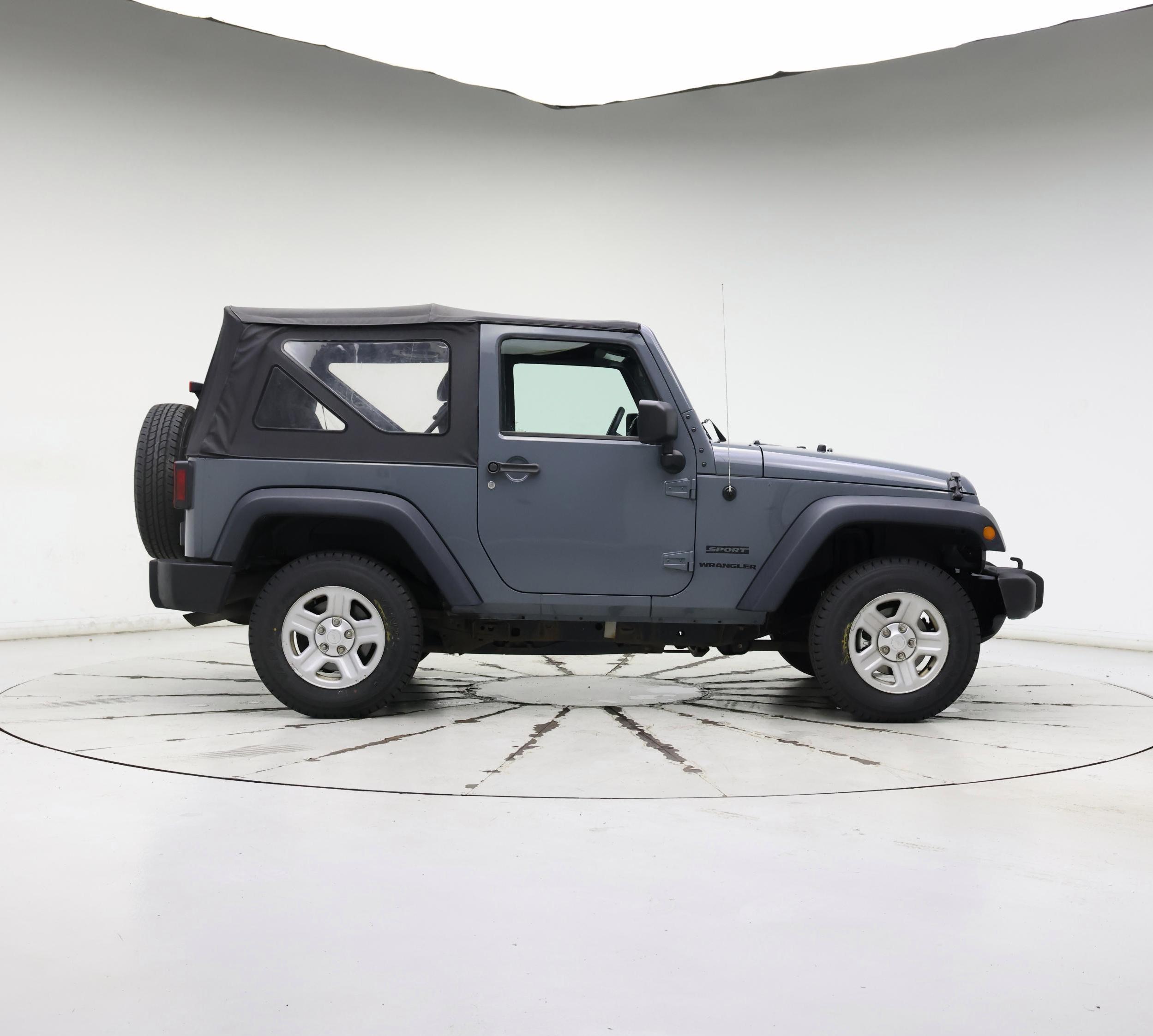 Thumbnail: 2014 Jeep Wrangler - 7