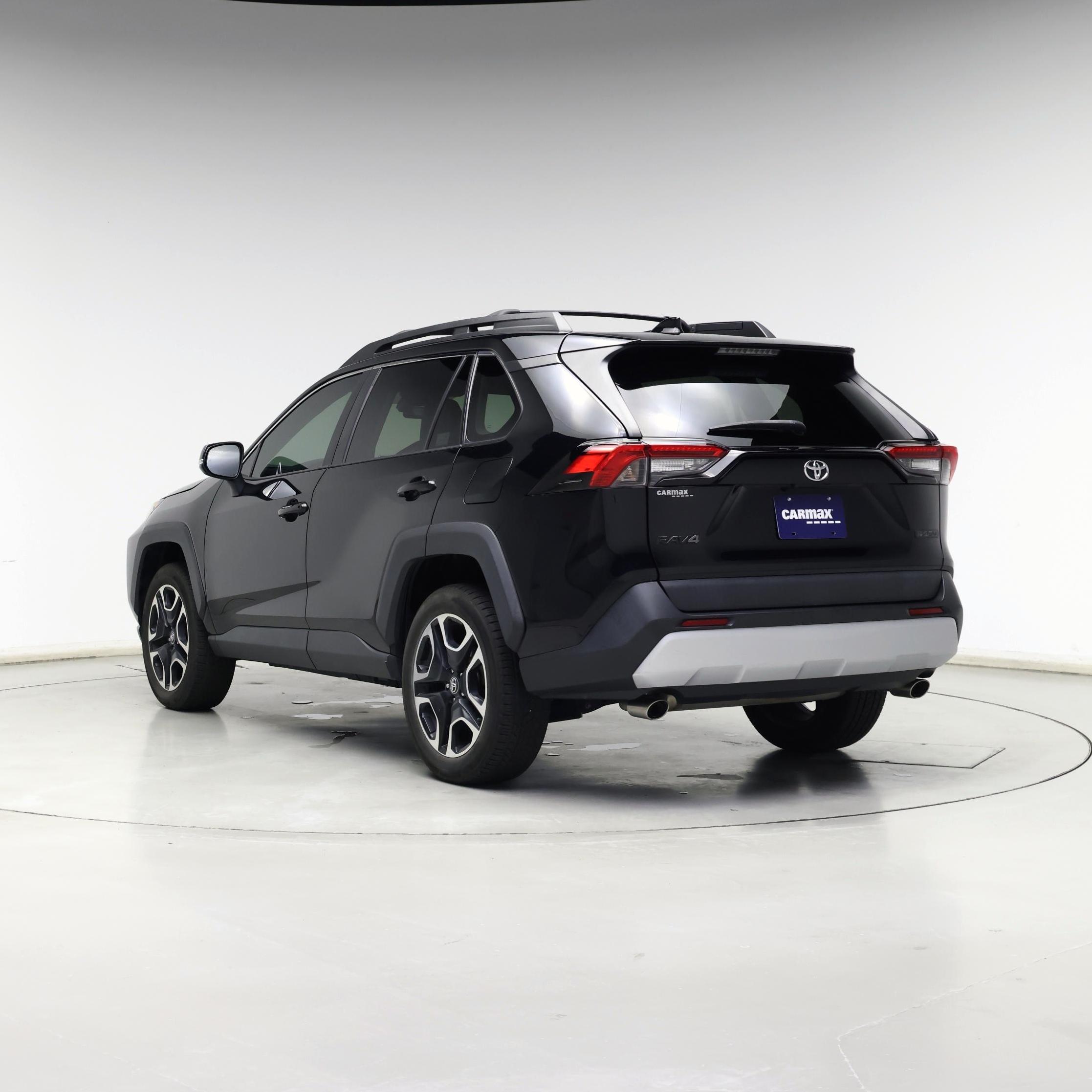 Thumbnail: 2020 Toyota RAV4 - 2