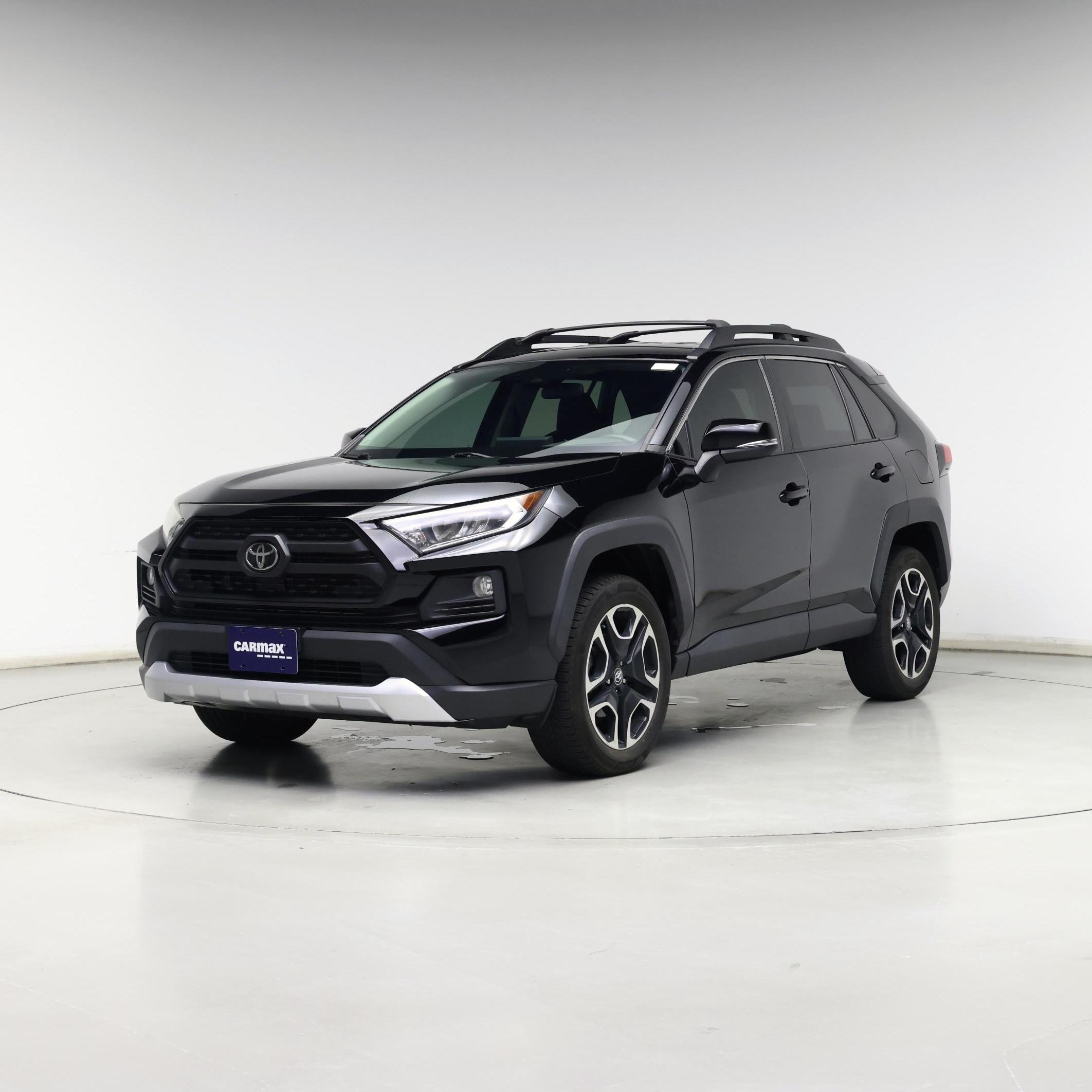 Thumbnail: 2020 Toyota RAV4 - 4