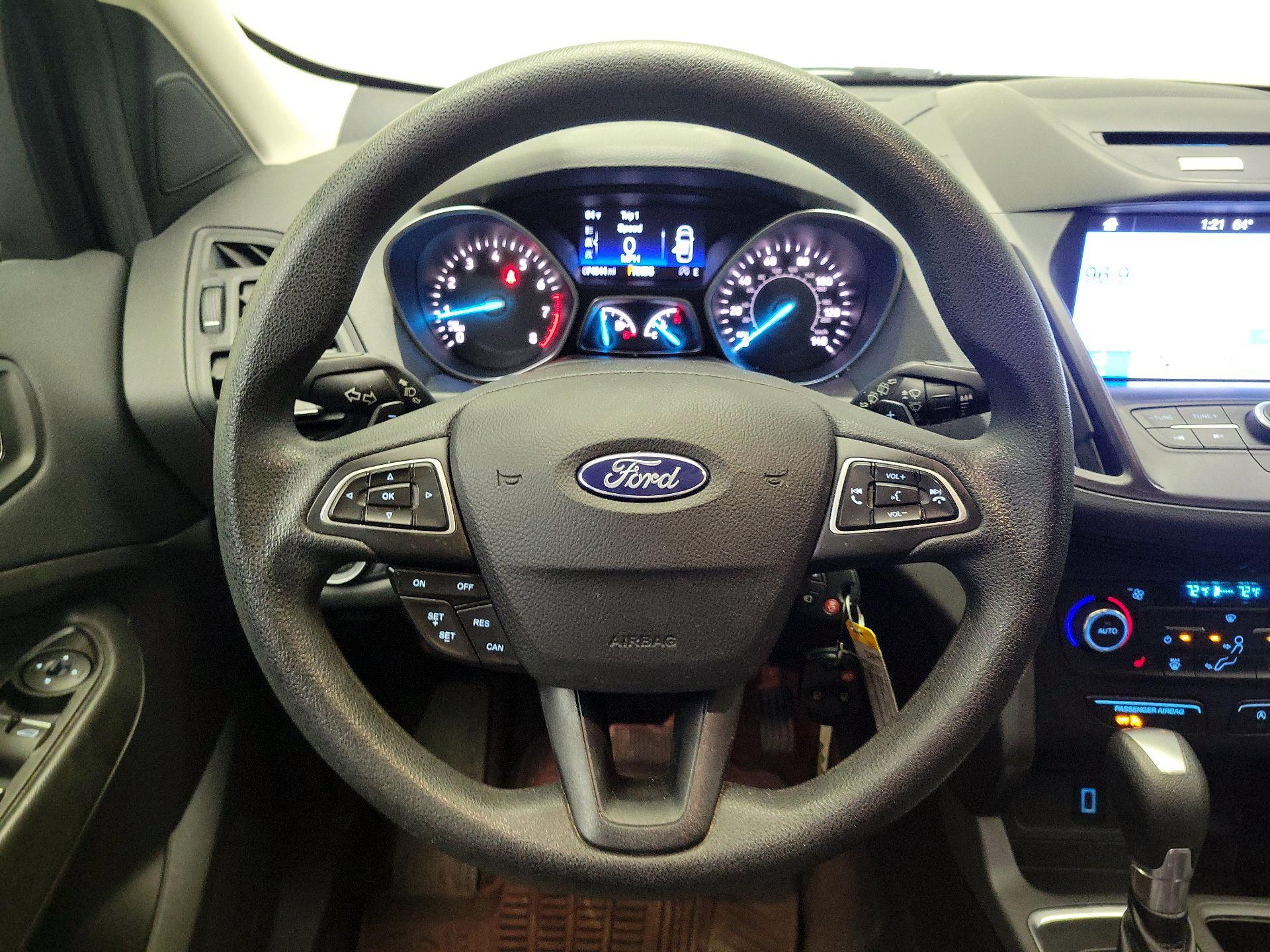 Thumbnail: 2017 Ford Escape - 10
