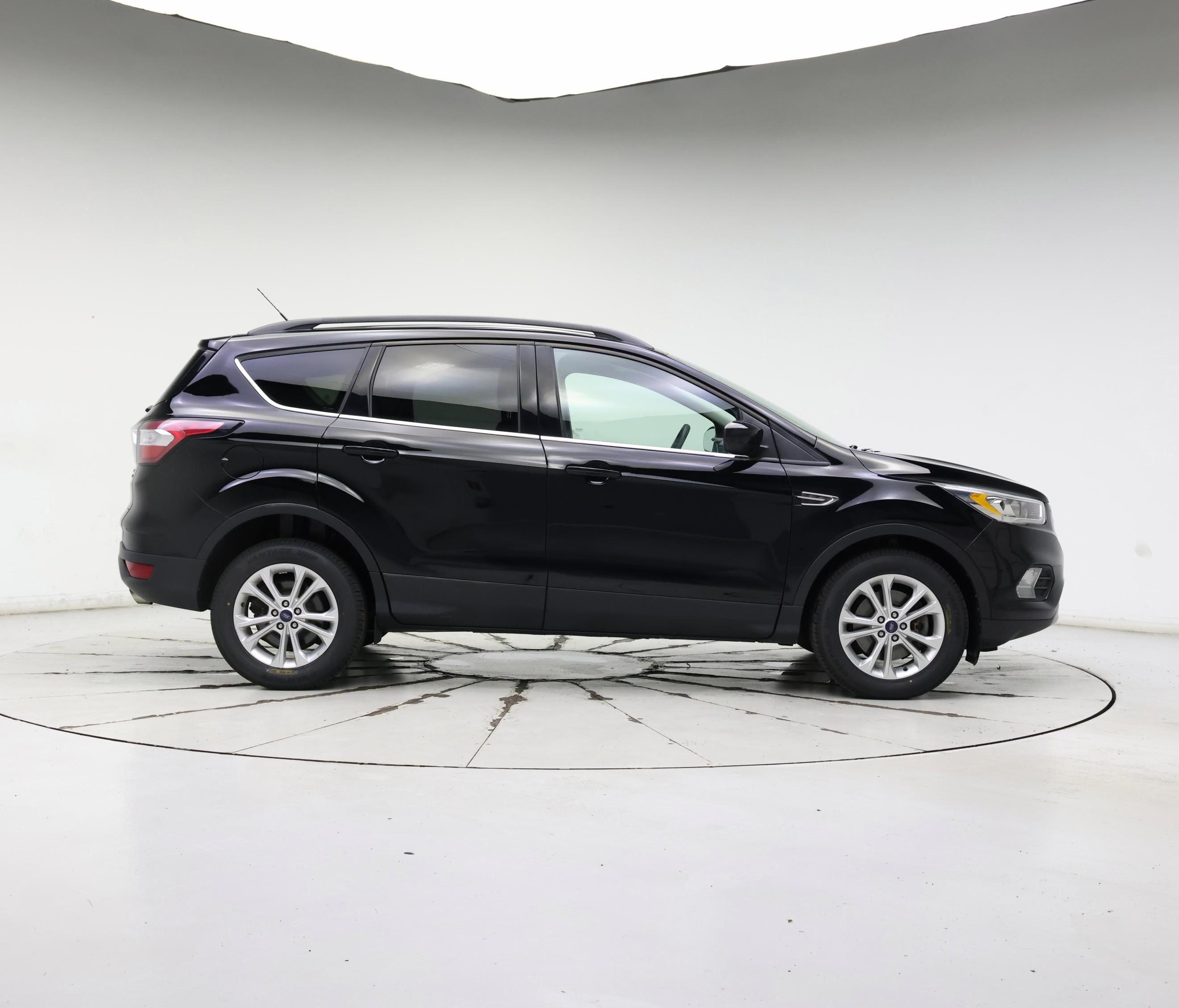 Thumbnail: 2017 Ford Escape - 7