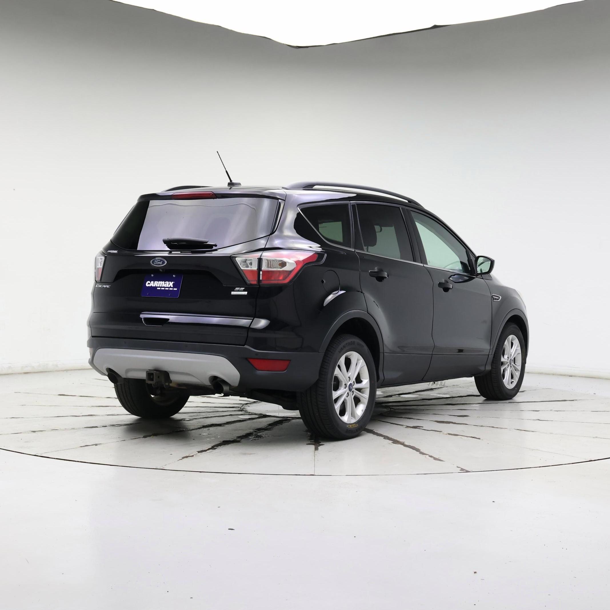 Thumbnail: 2017 Ford Escape - 8