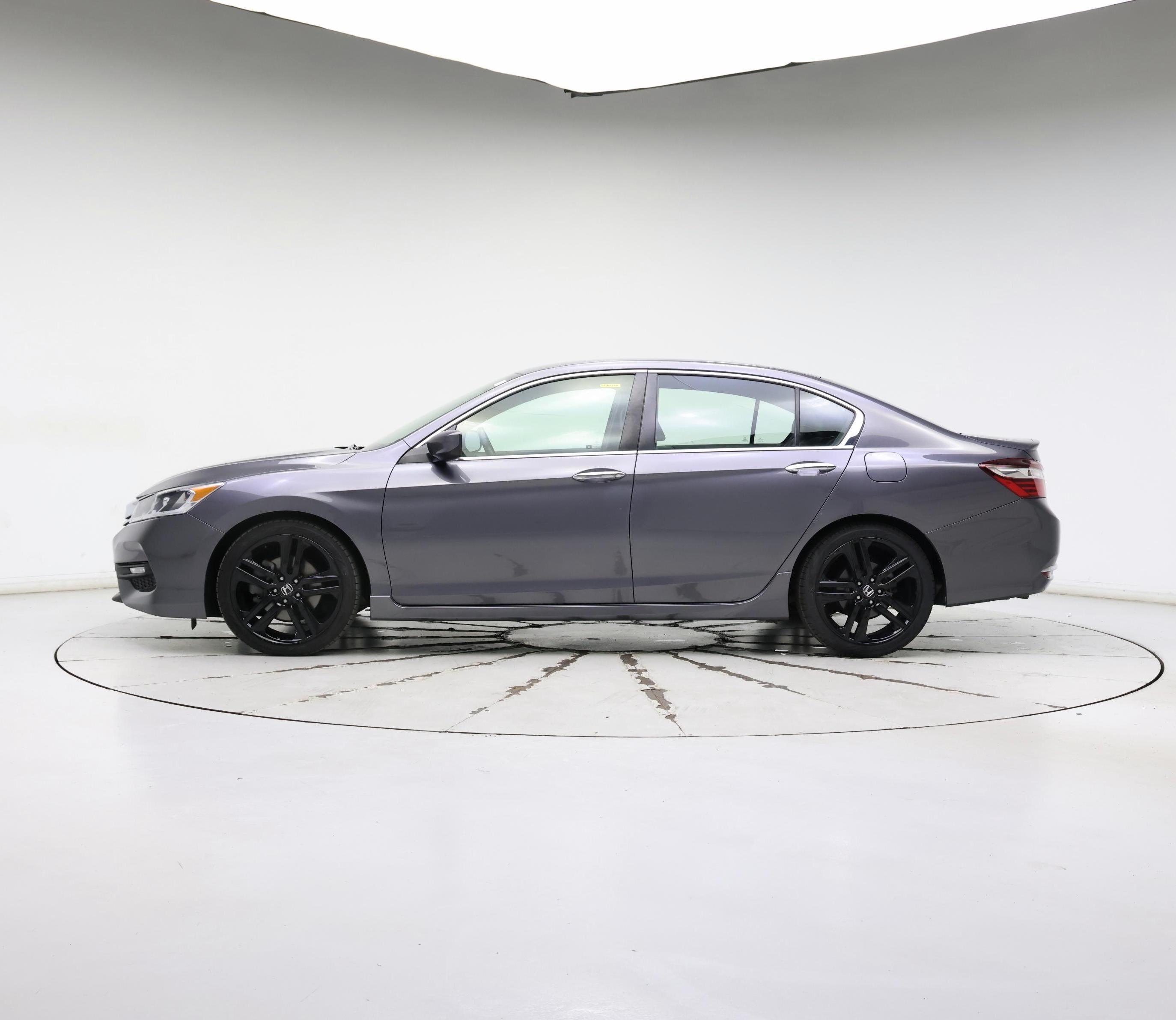 Thumbnail: 2017 Honda Accord - 3