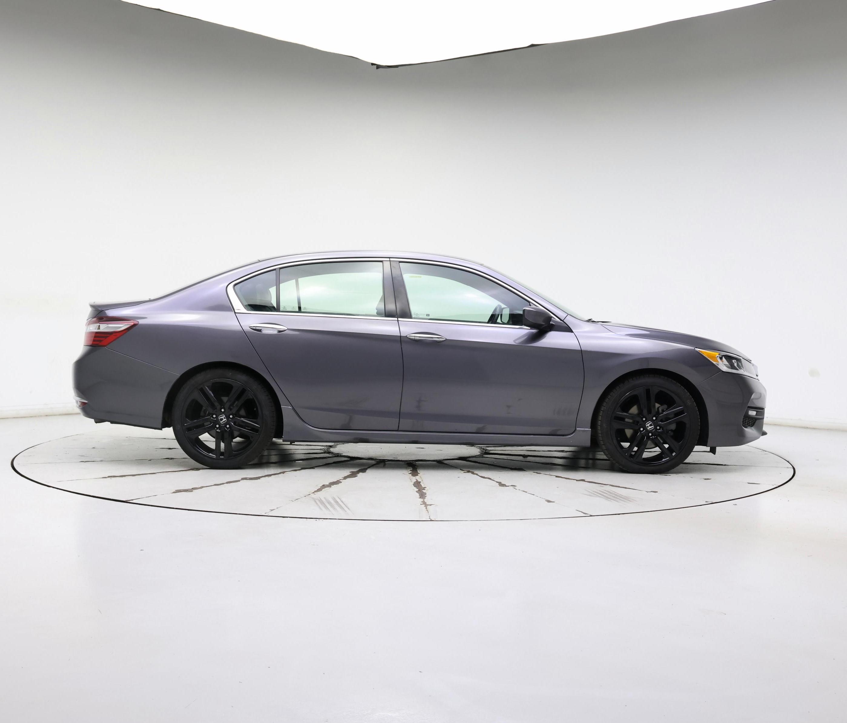 Thumbnail: 2017 Honda Accord - 7