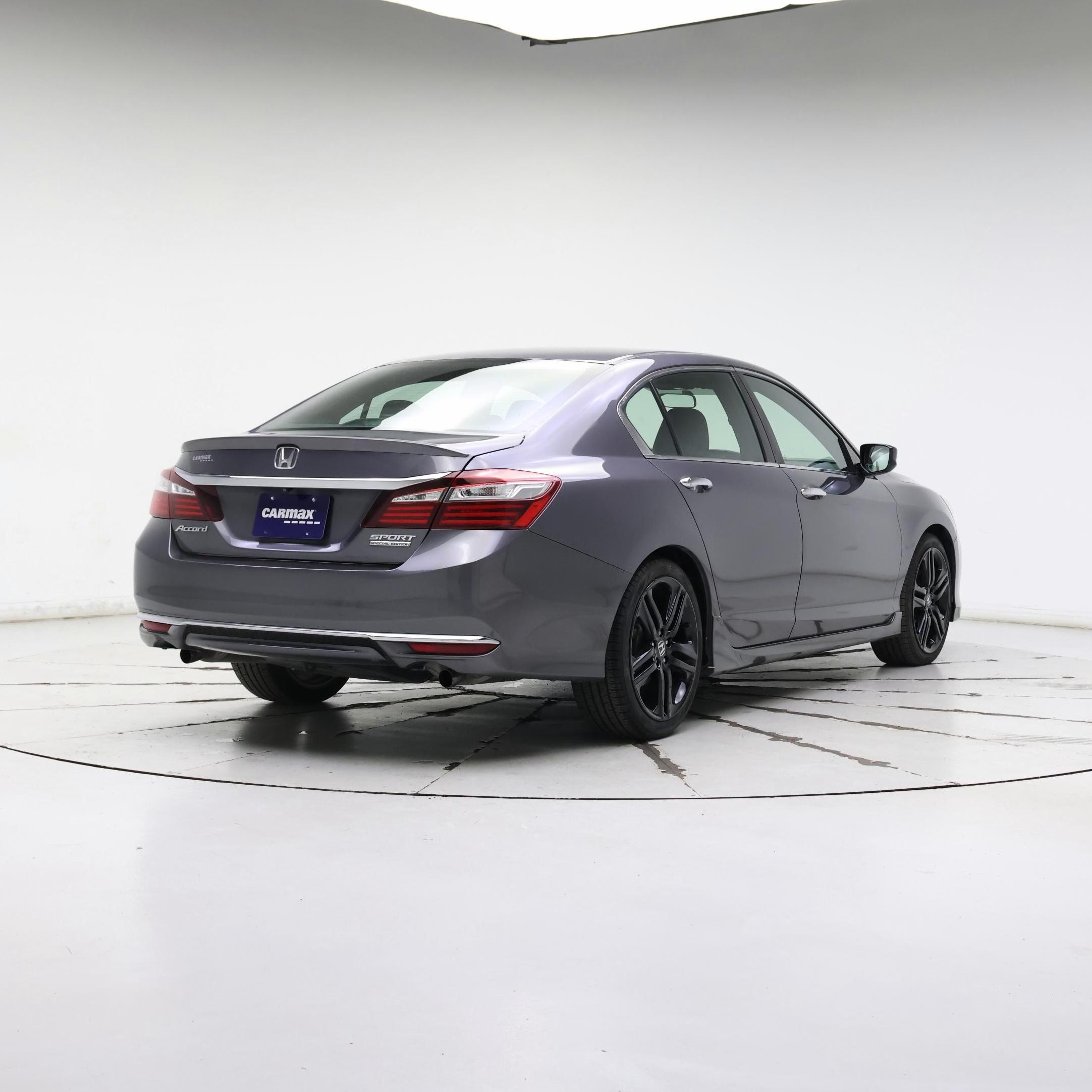 Thumbnail: 2017 Honda Accord - 8