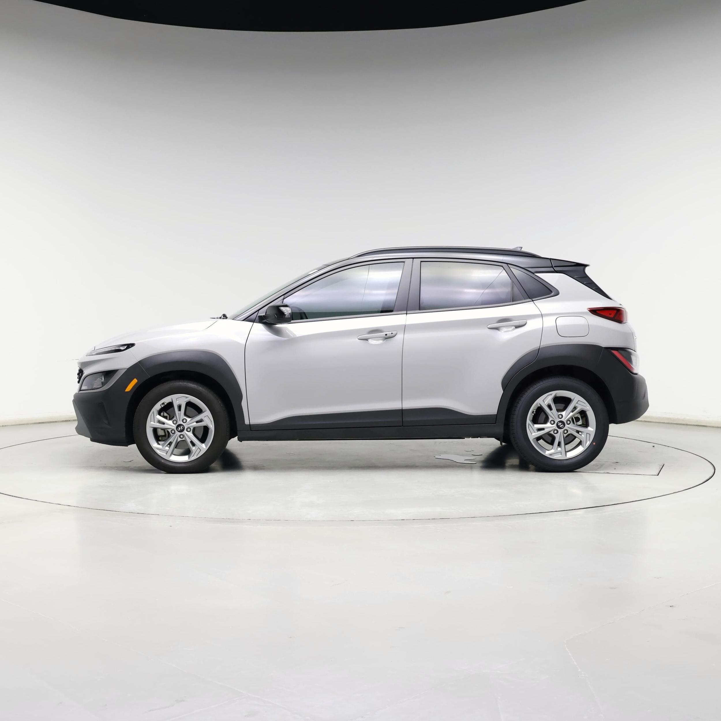 Thumbnail: 2023 Hyundai Kona - 3