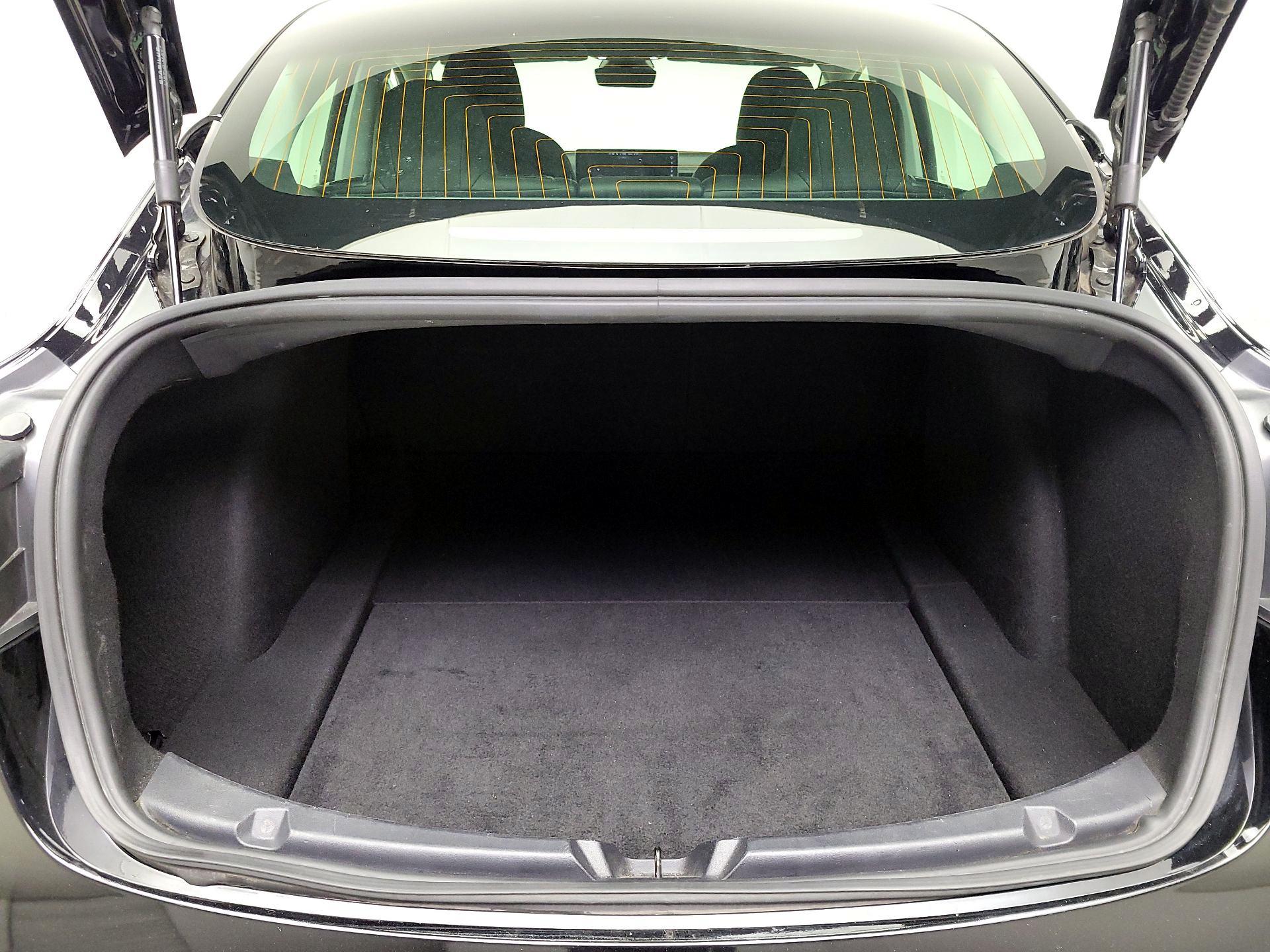 Thumbnail: 2020 Tesla Model 3 - 20