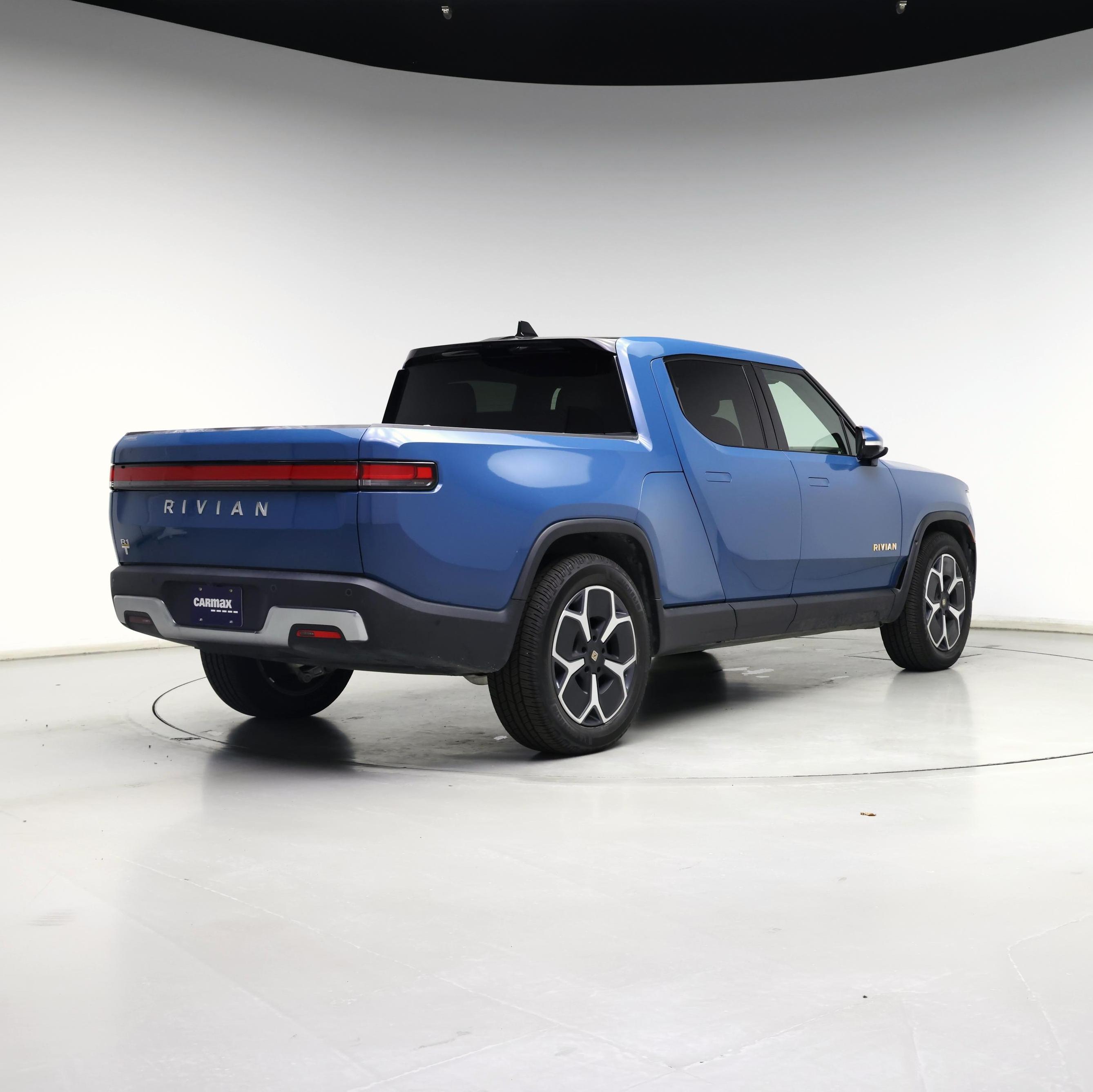 Thumbnail: 2022 Rivian R1T - 8