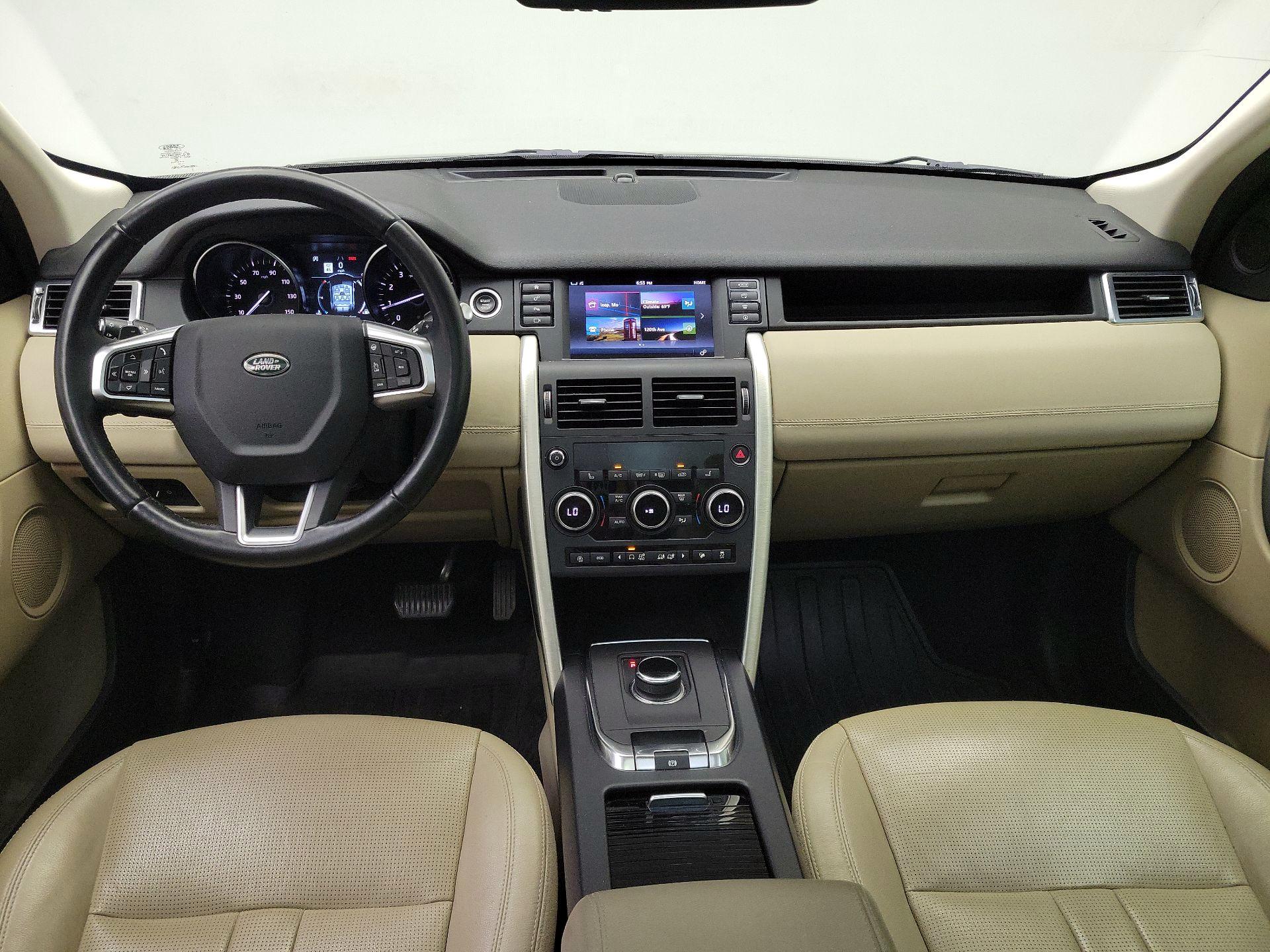 Thumbnail: 2019 Land Rover Discovery Sport - 9