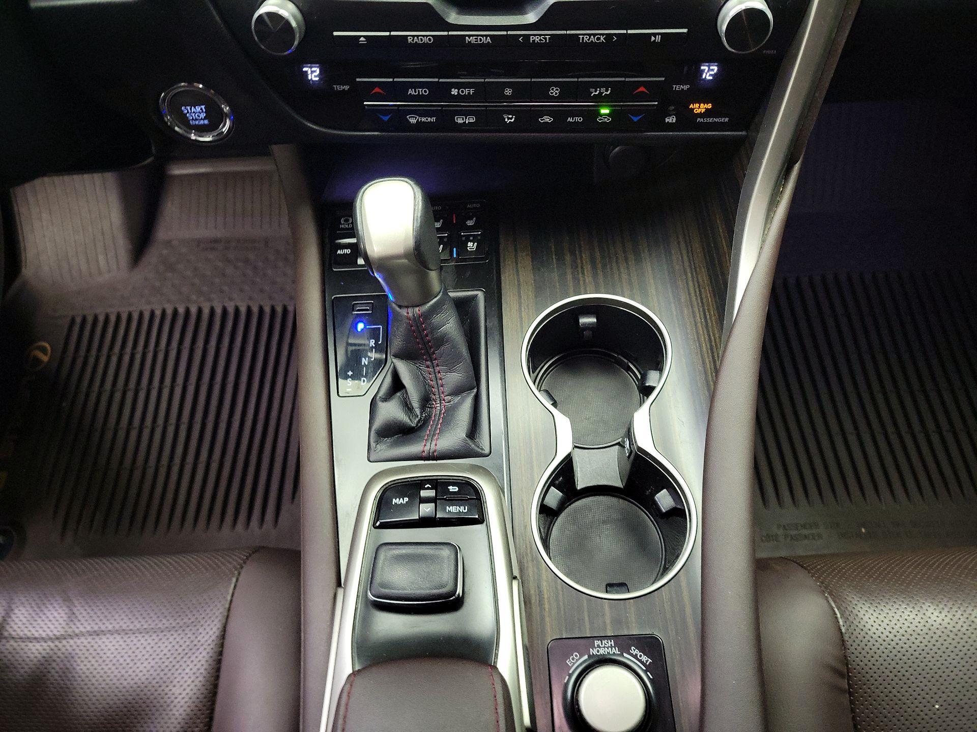 Thumbnail: 2017 Lexus RX - 18