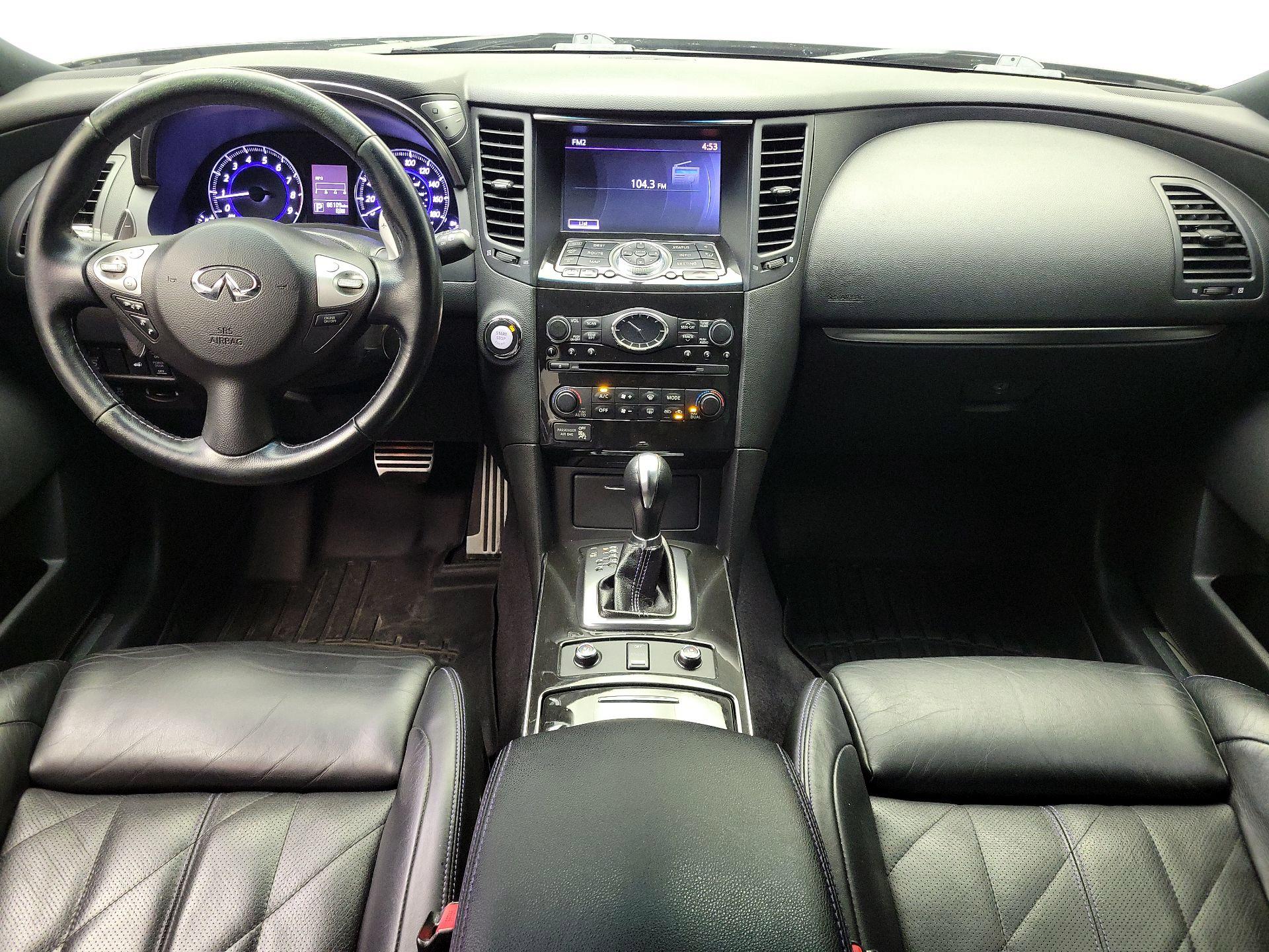 Thumbnail: 2015 INFINITI QX70 - 9