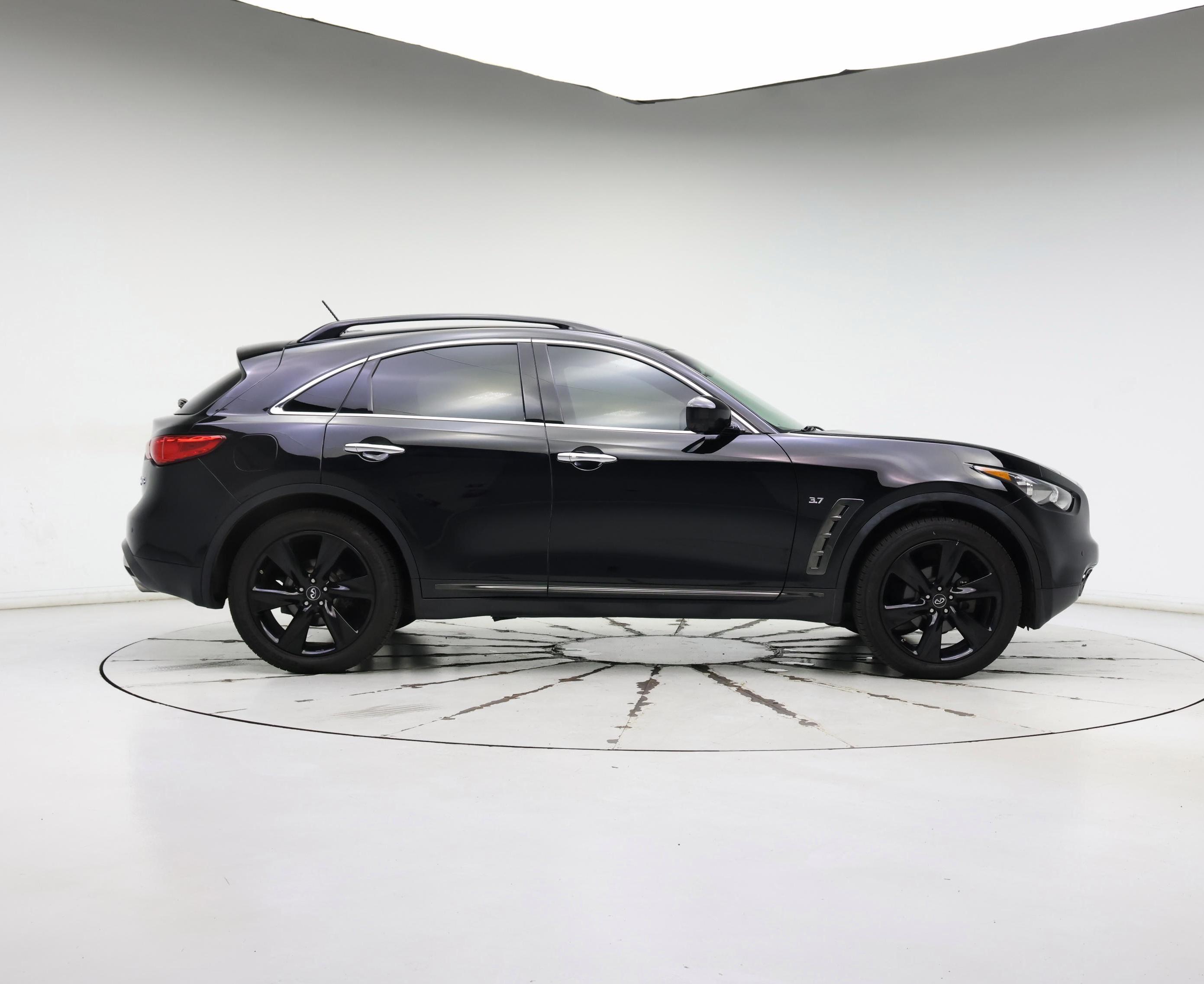 Thumbnail: 2015 INFINITI QX70 - 7