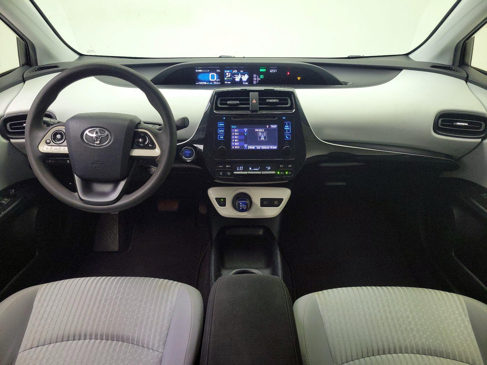 Thumbnail: 2016 Toyota Prius - 9