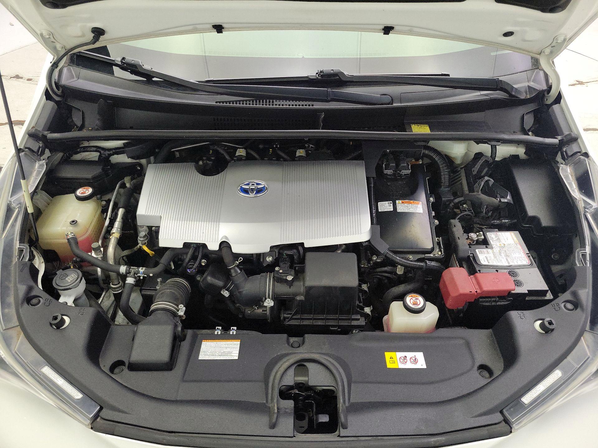 Thumbnail: 2016 Toyota Prius - 19