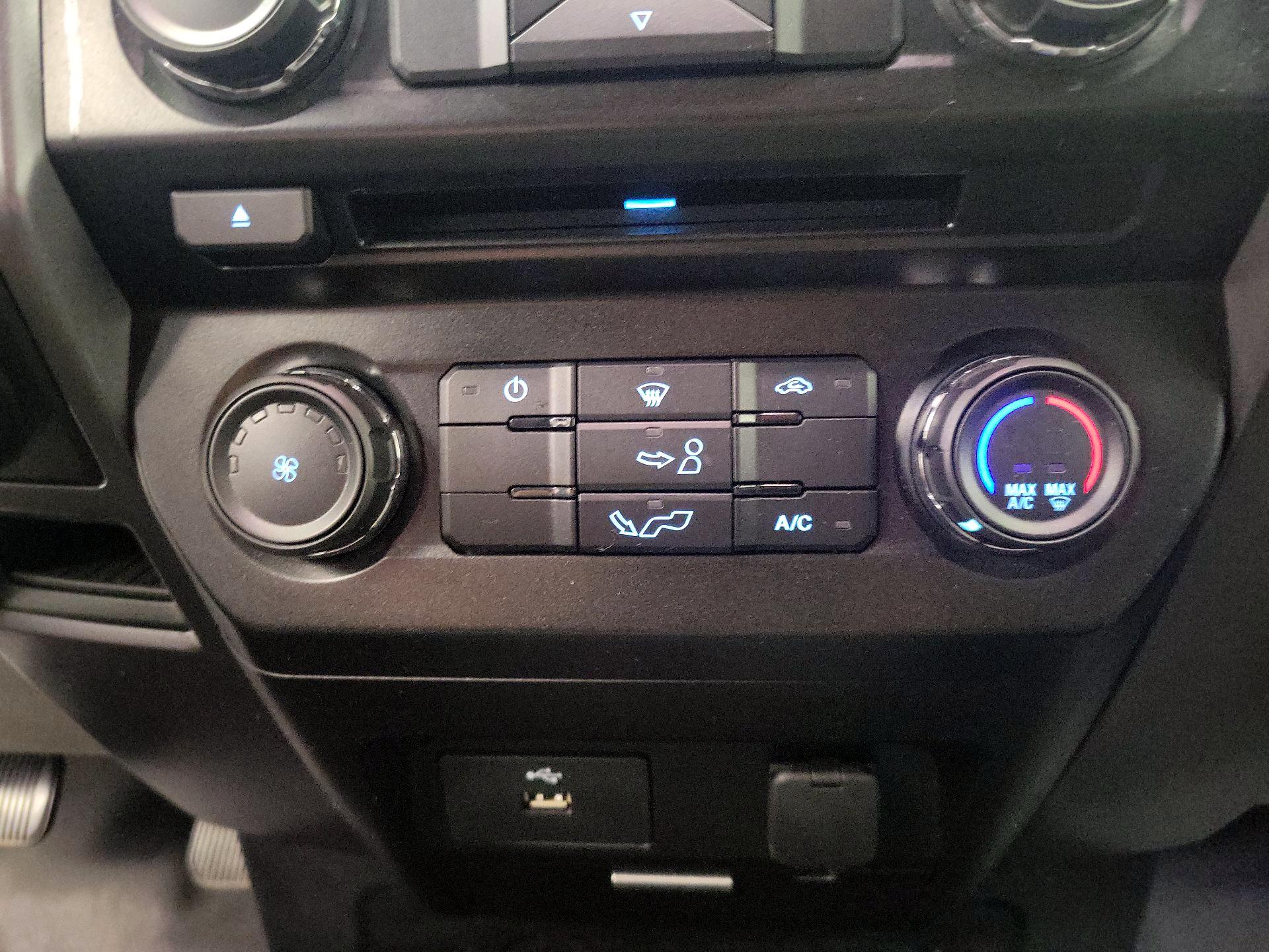 Thumbnail: 2016 Ford F-150 - 16