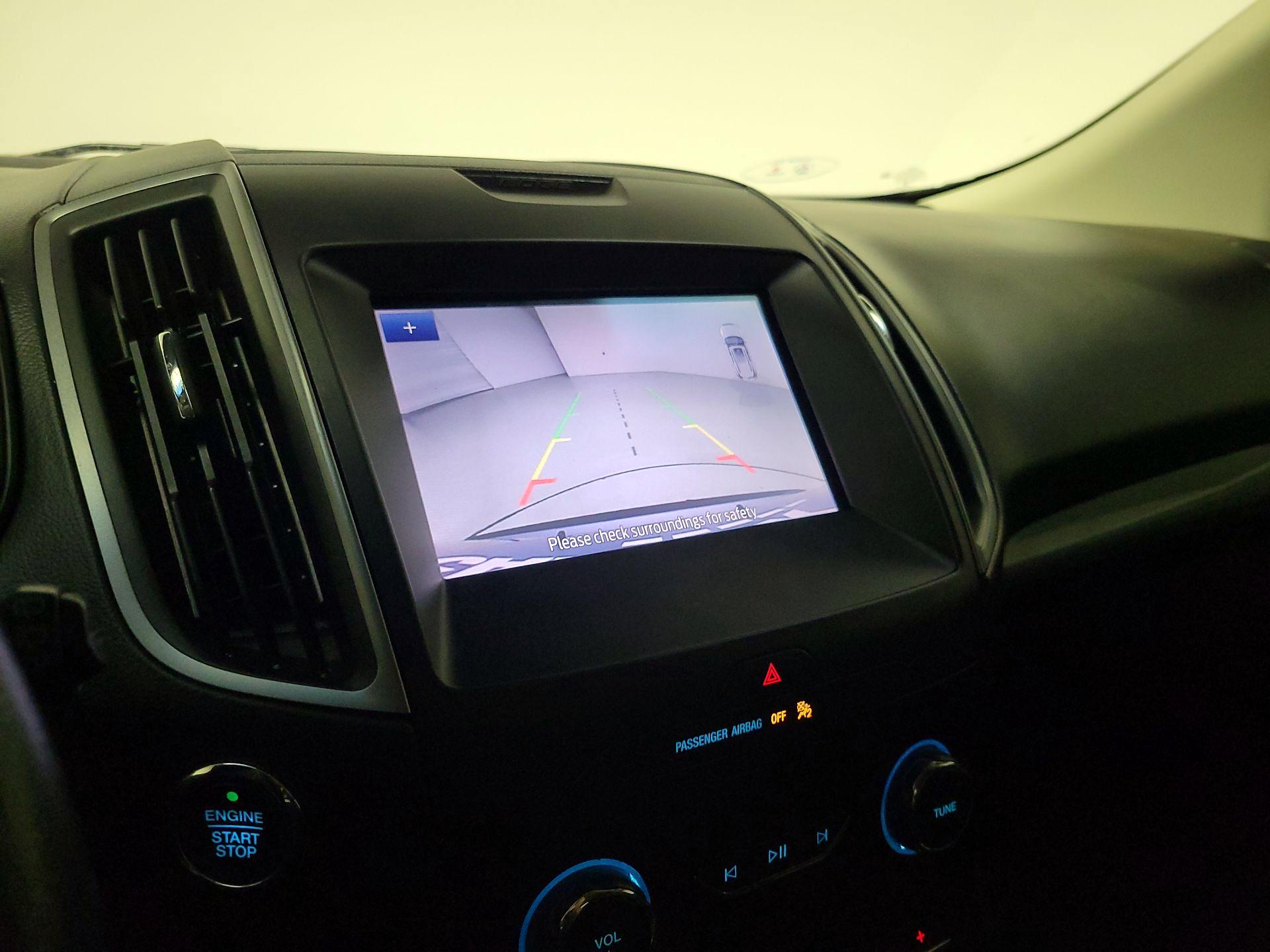 Thumbnail: 2020 Ford Edge - 14