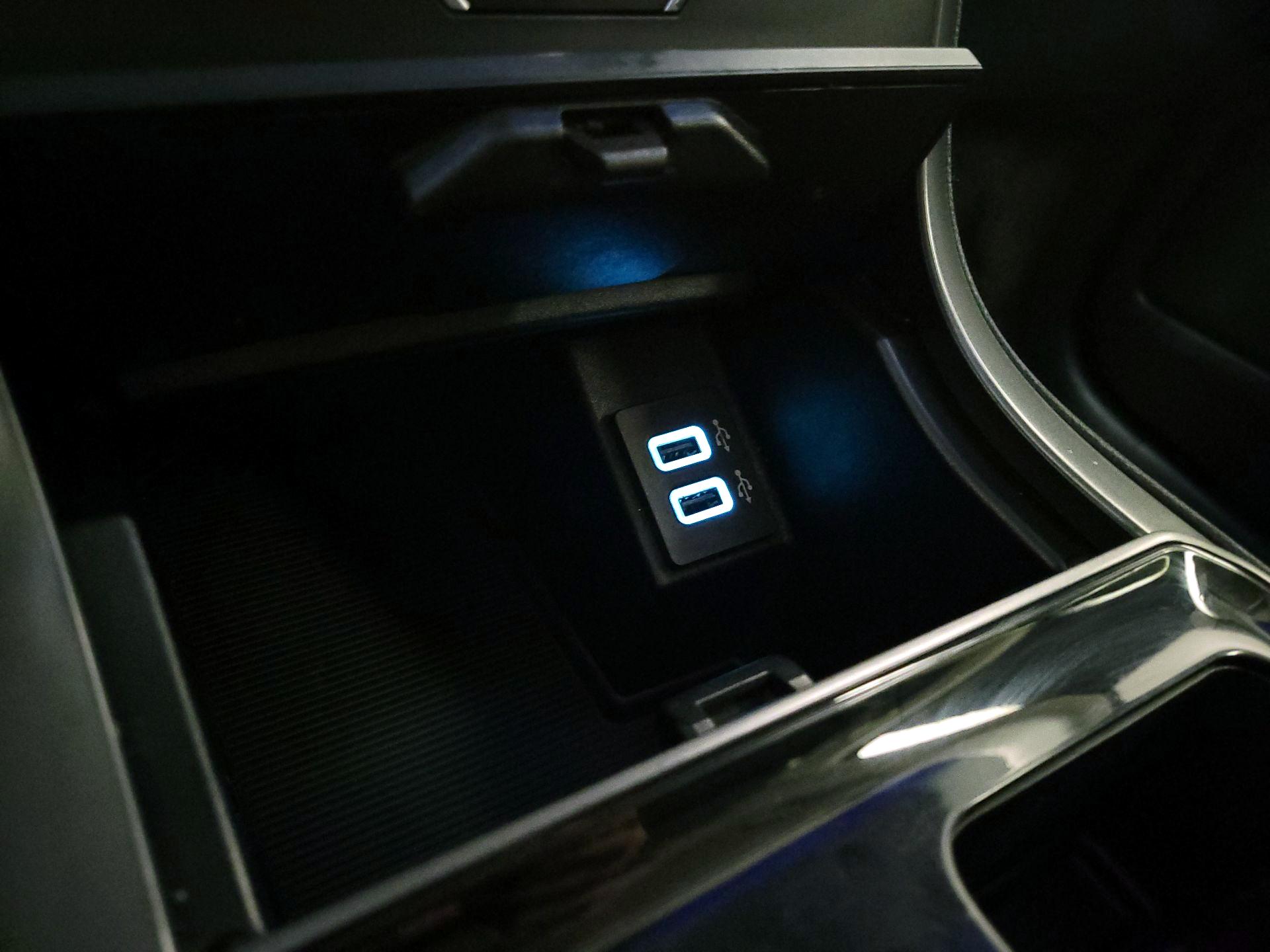 Thumbnail: 2020 Ford Edge - 18