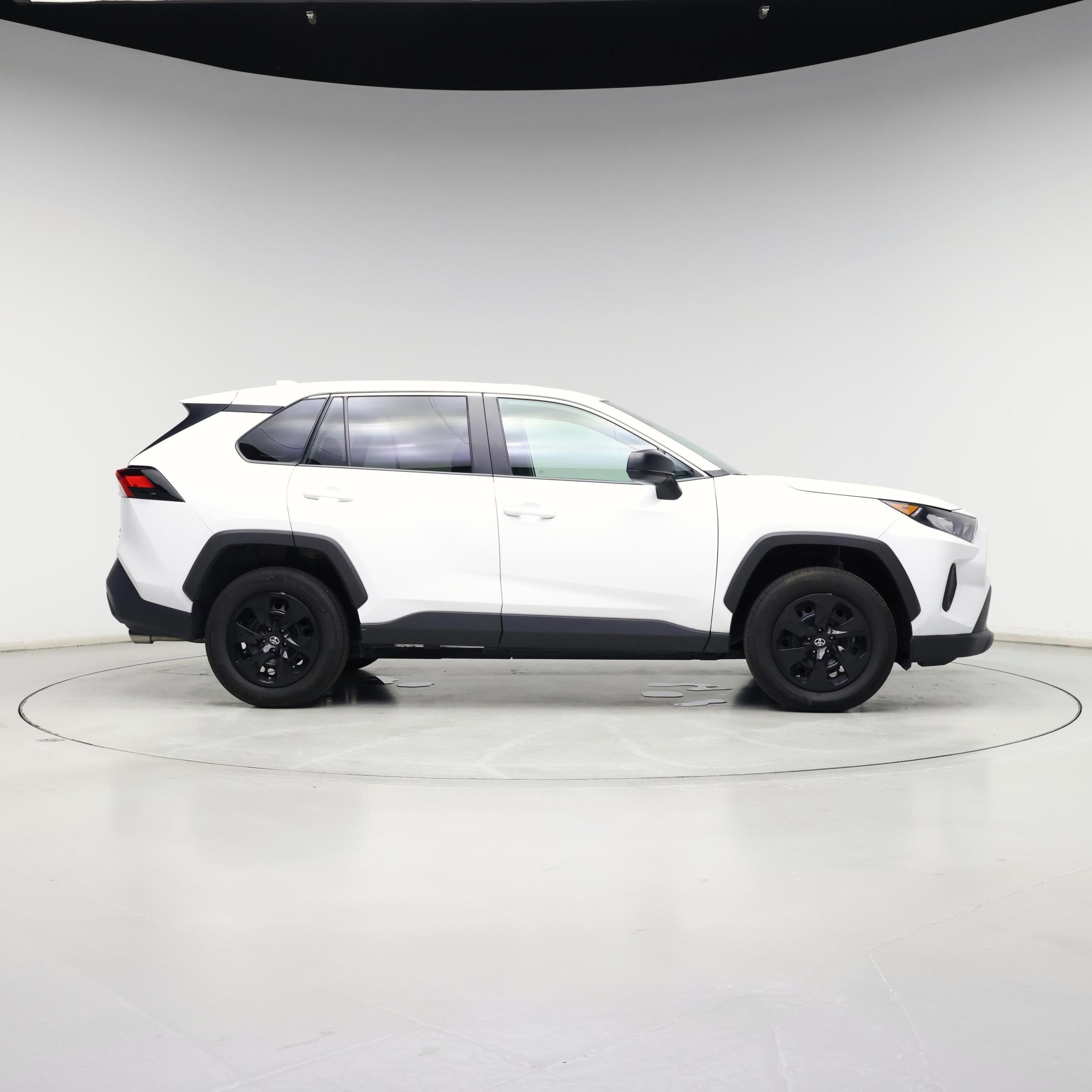 Thumbnail: 2022 Toyota RAV4 - 7
