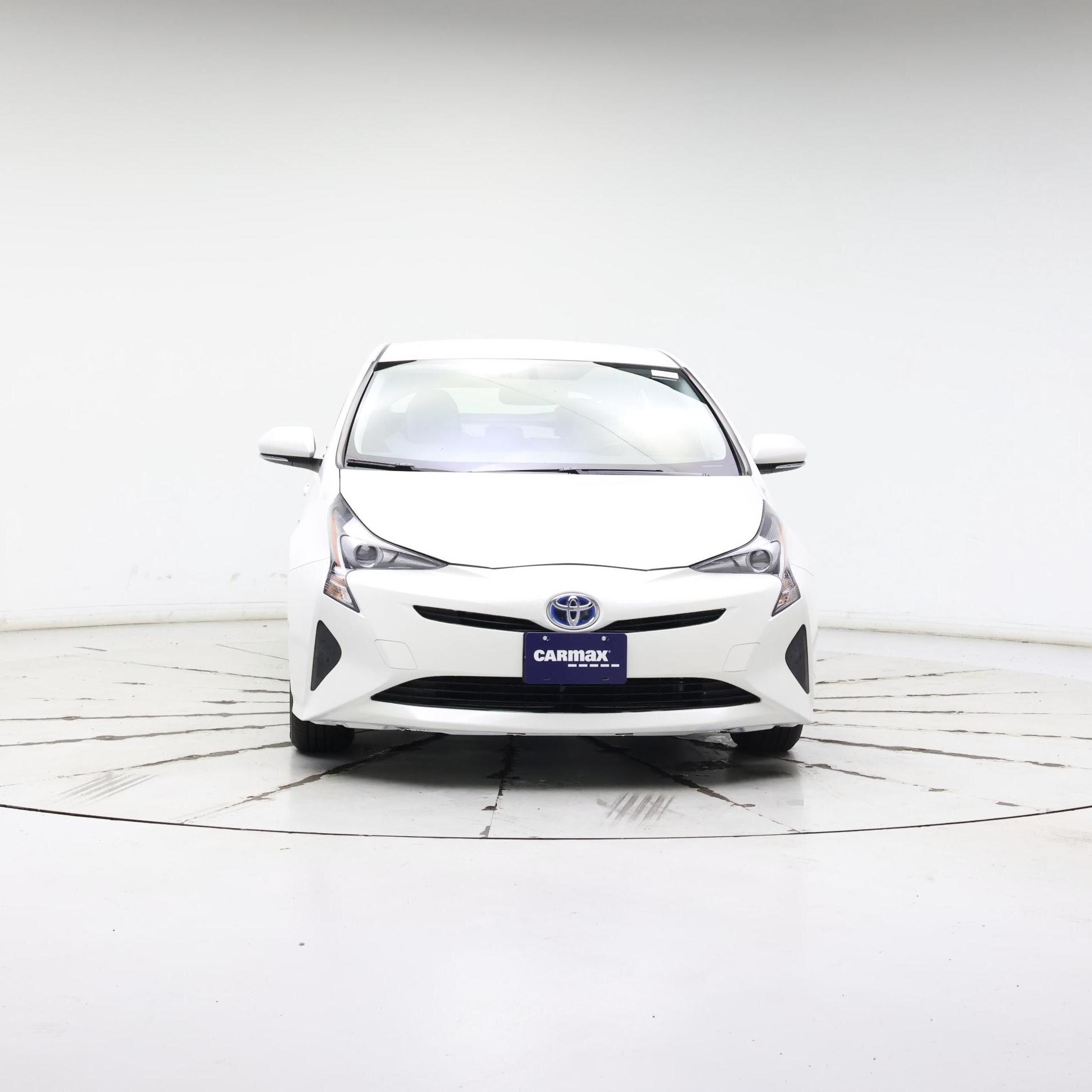Thumbnail: 2016 Toyota Prius - 5