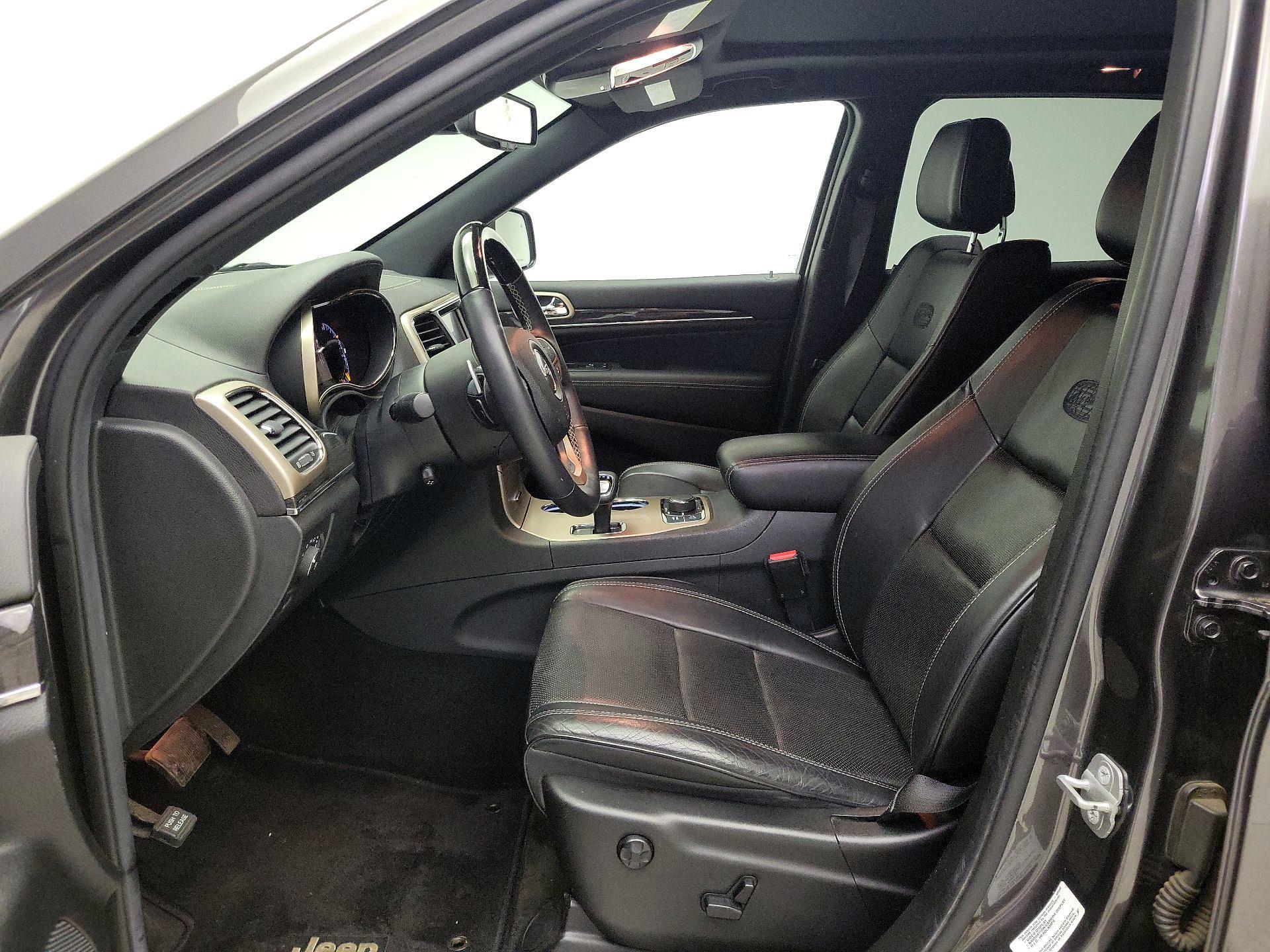 Thumbnail: 2014 Jeep Grand Cherokee - 11