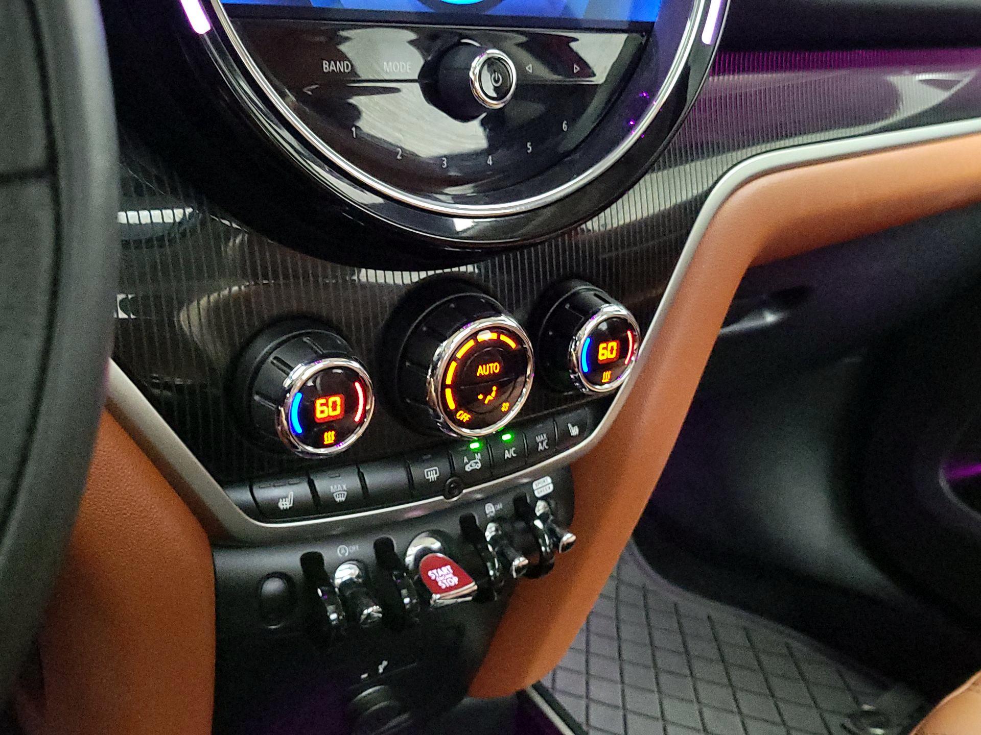 Thumbnail: 2021 MINI Cooper Countryman - 17