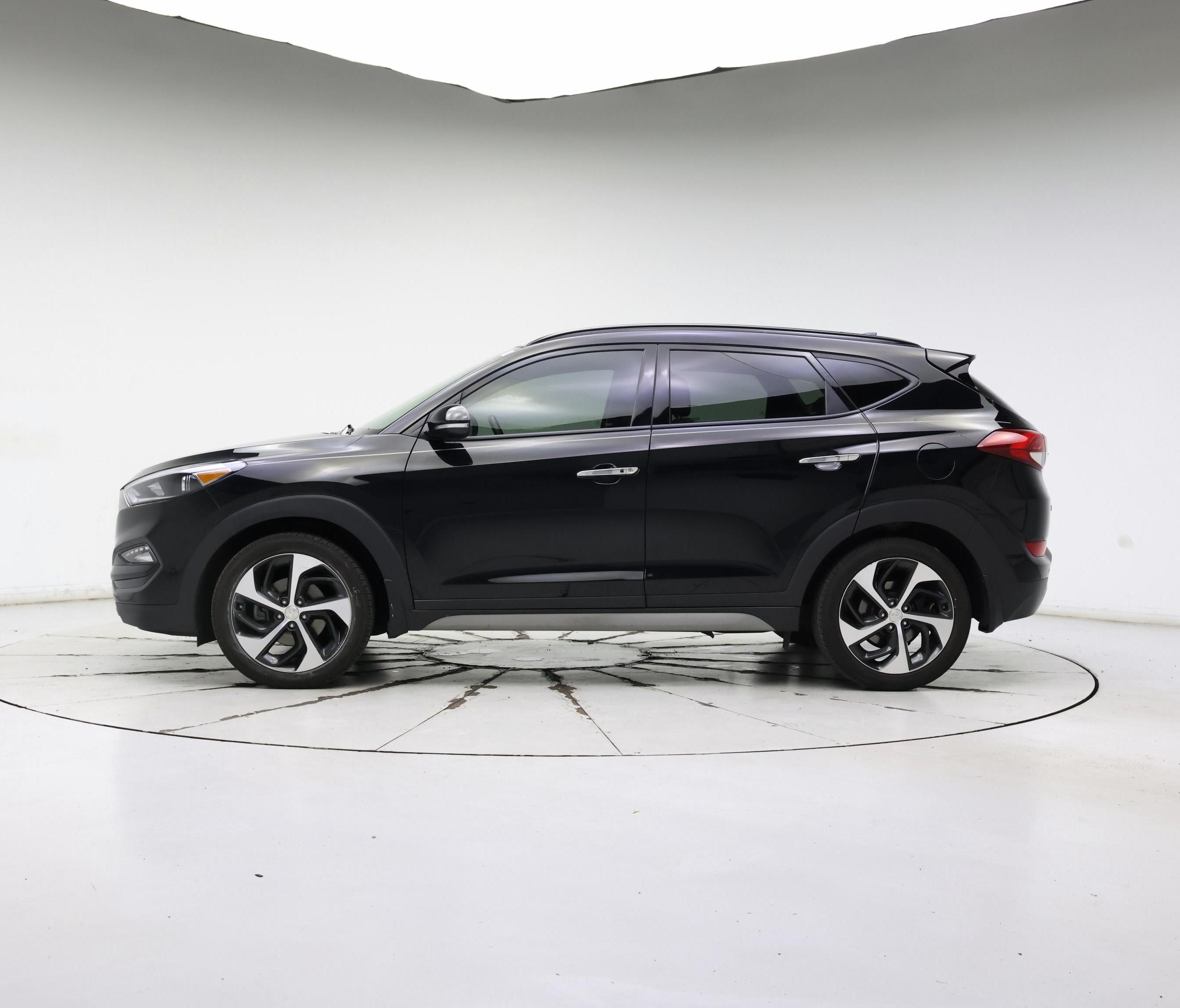 Thumbnail: 2018 Hyundai Tucson - 3