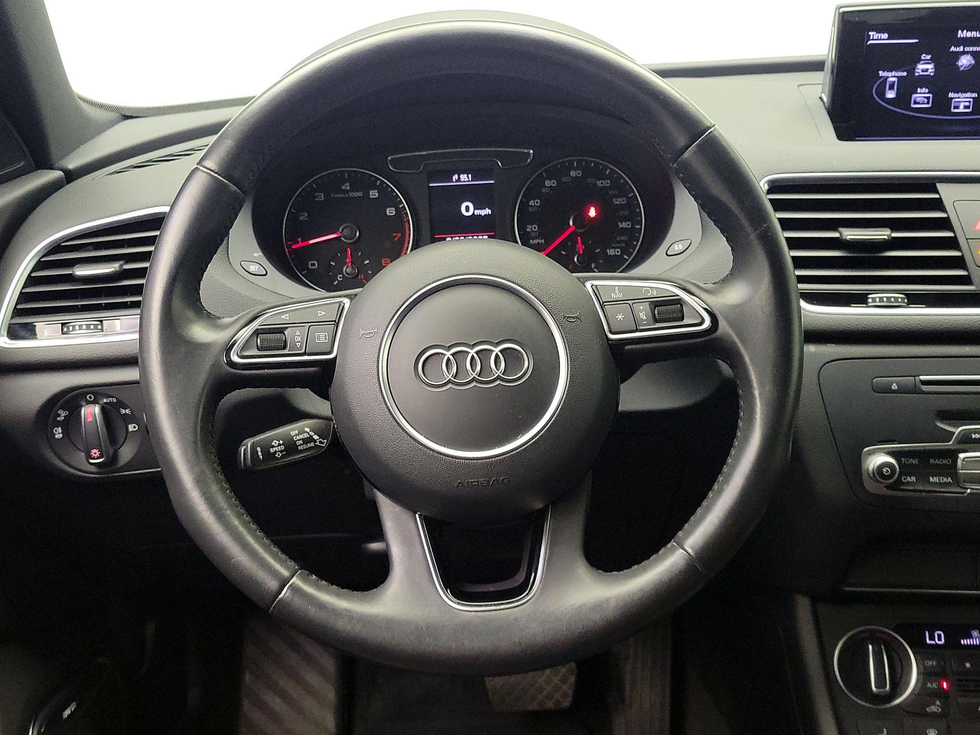 Thumbnail: 2016 Audi Q3 - 10