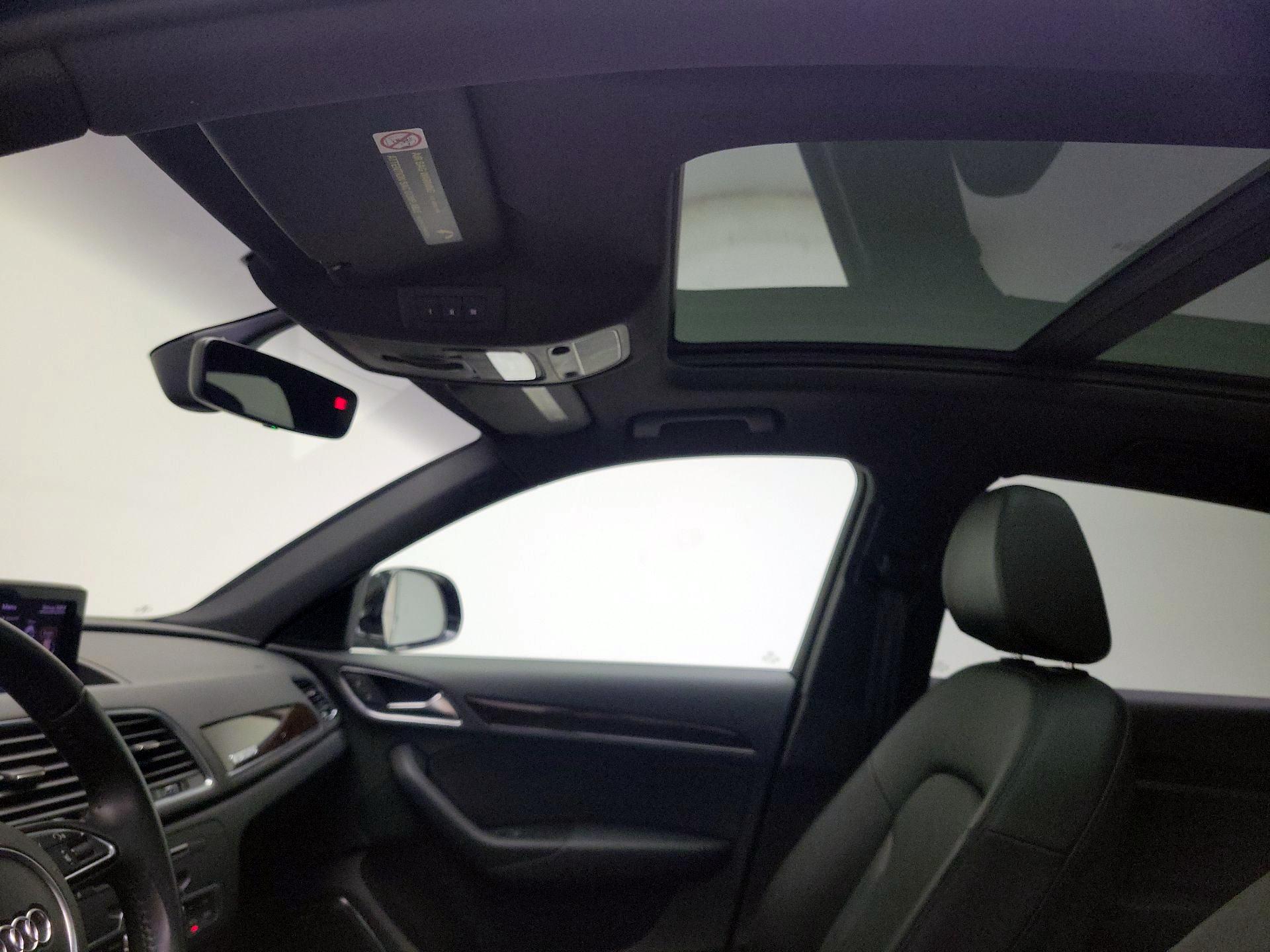 Thumbnail: 2016 Audi Q3 - 19
