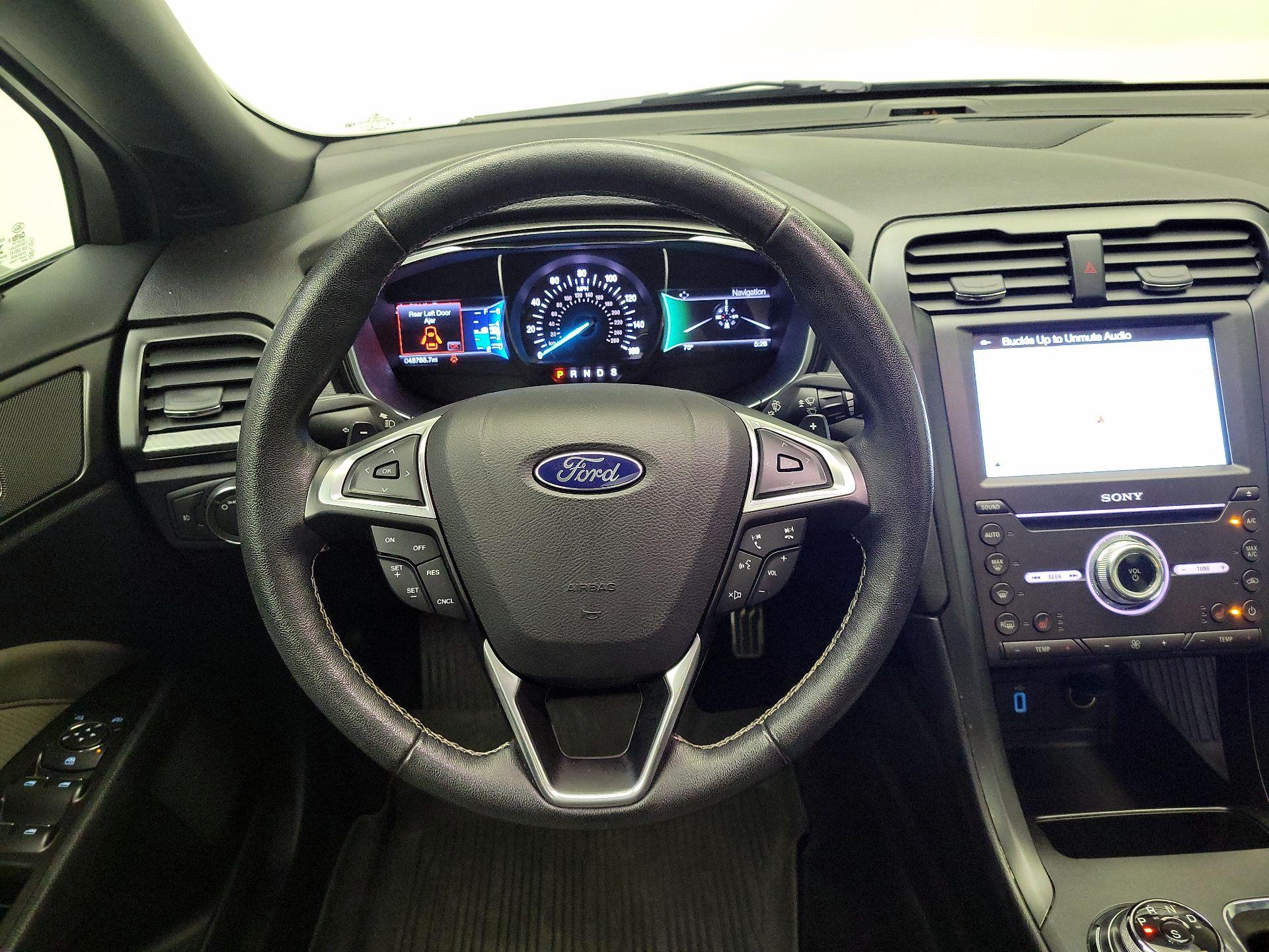 Thumbnail: 2017 Ford Fusion - 10