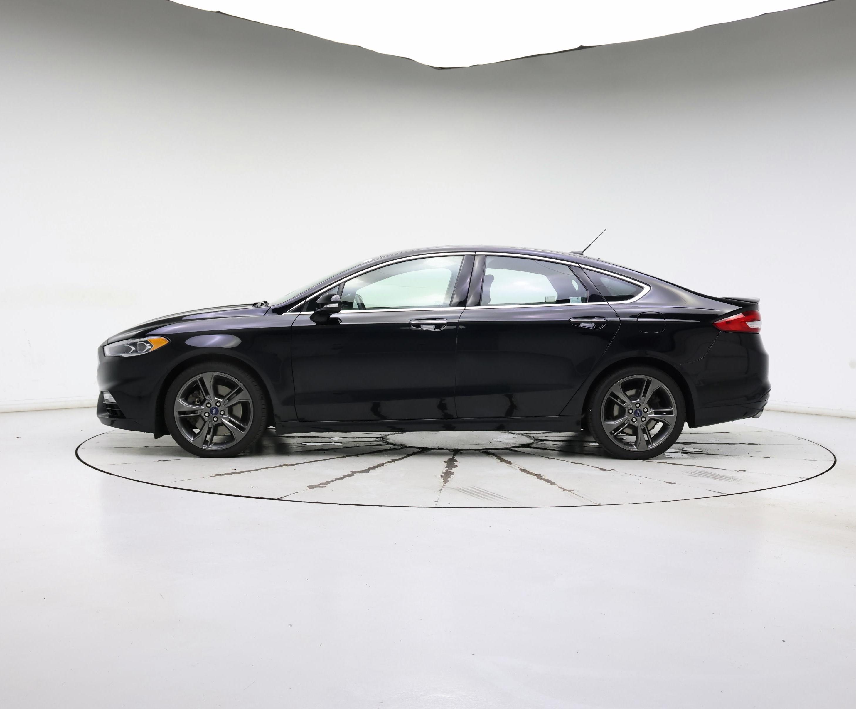 Thumbnail: 2017 Ford Fusion - 3