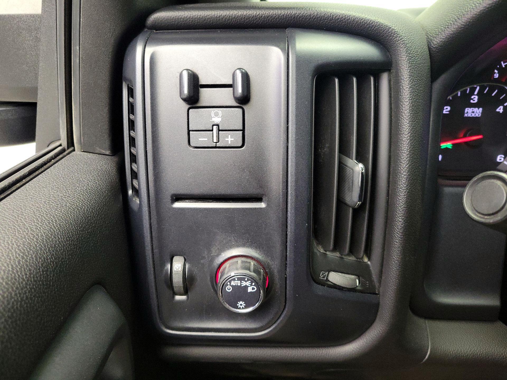 Thumbnail: 2016 GMC Sierra 2500 - 13