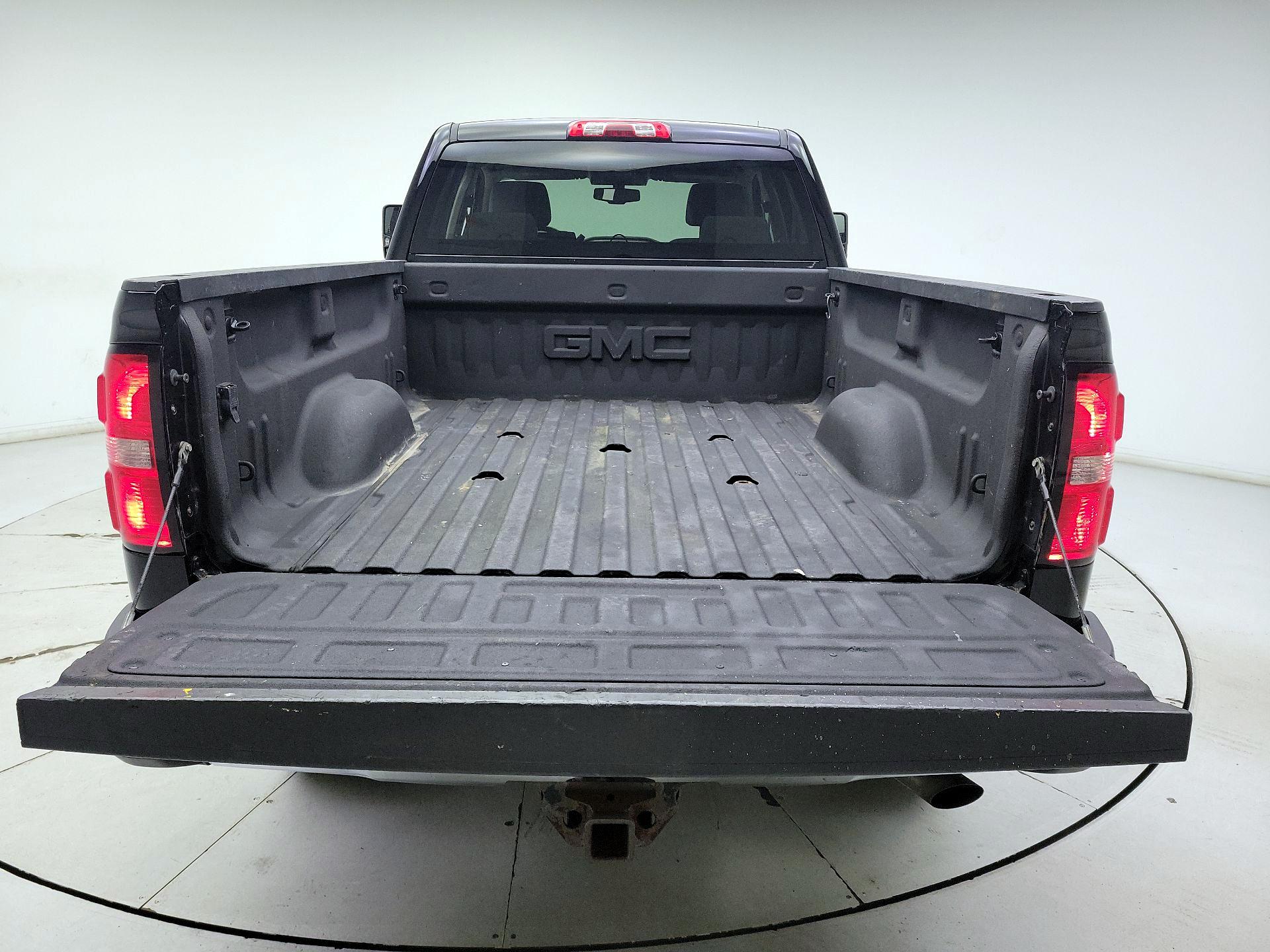 Thumbnail: 2016 GMC Sierra 2500 - 20
