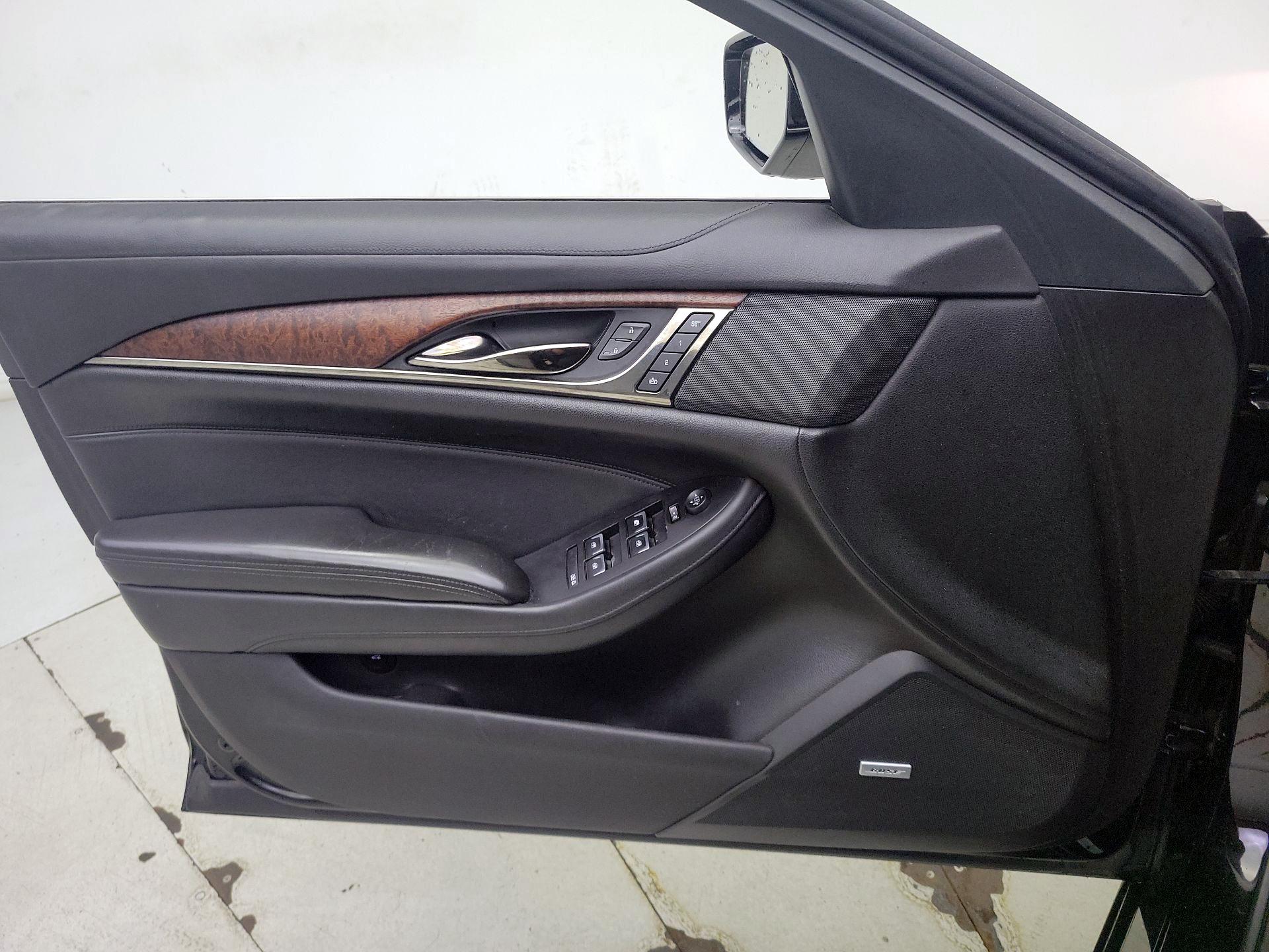 Thumbnail: 2019 Cadillac CTS - 12