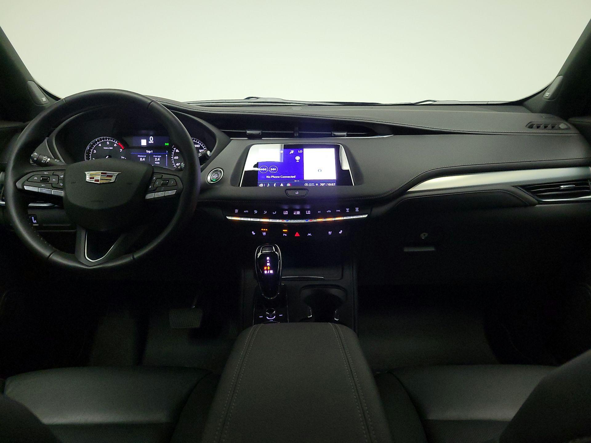 Thumbnail: 2023 Cadillac XT4 - 9