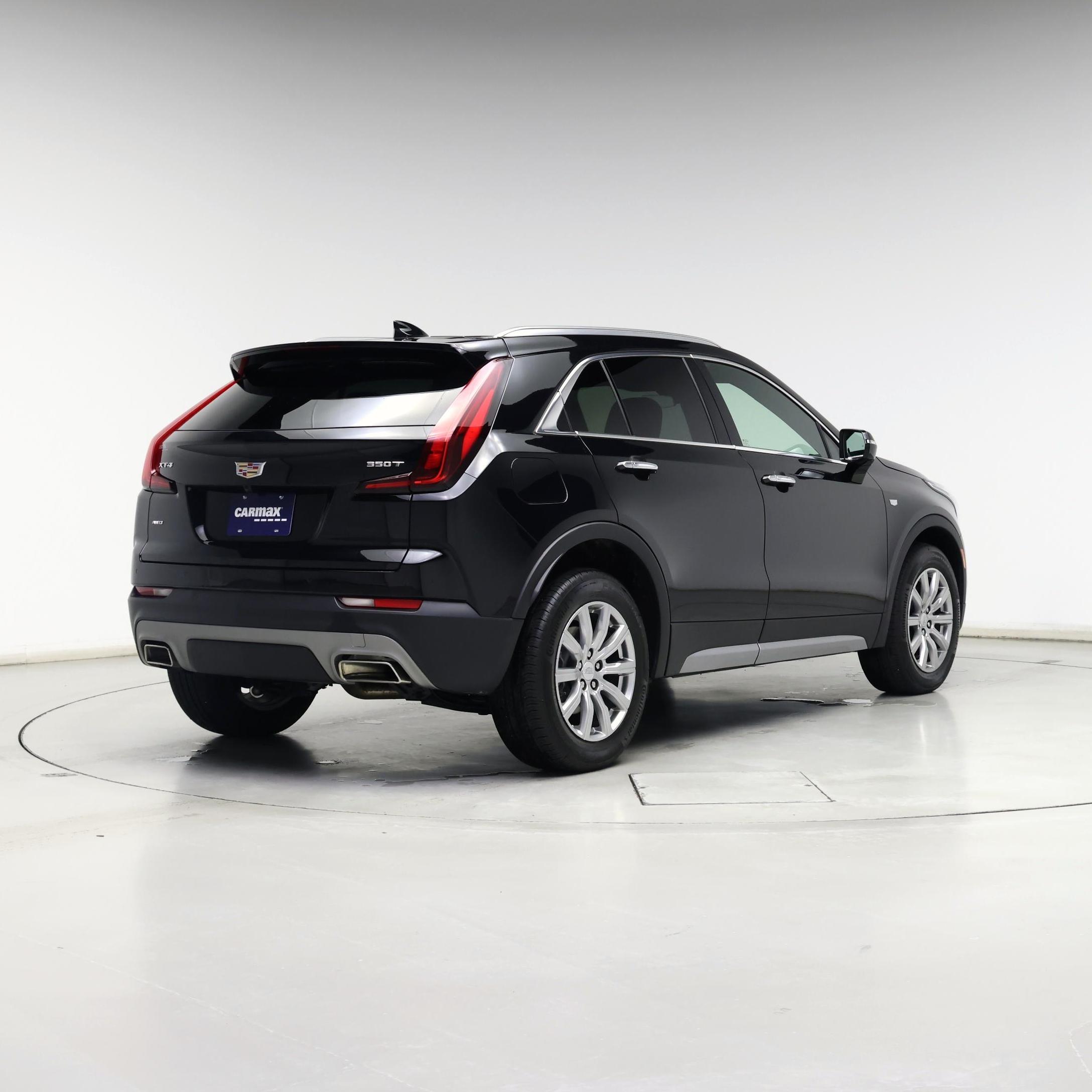 Thumbnail: 2023 Cadillac XT4 - 8