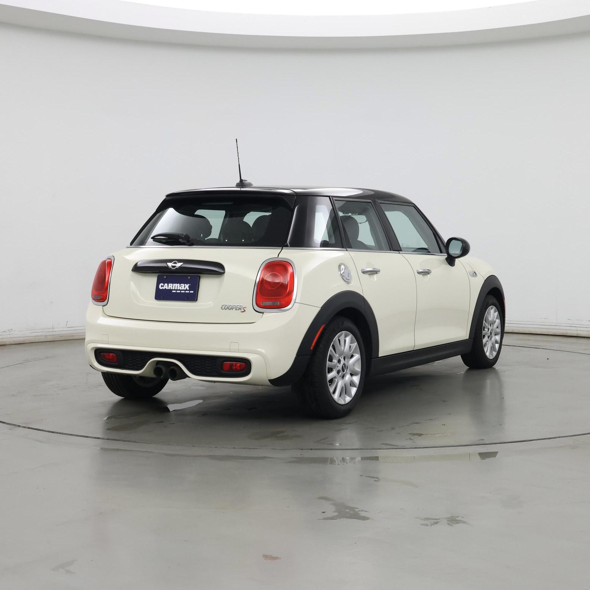 Thumbnail: 2015 MINI Cooper Hardtop - 8