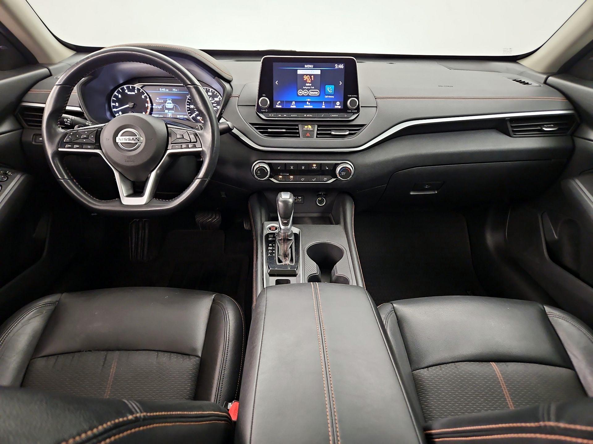 Thumbnail: 2019 Nissan Altima - 9