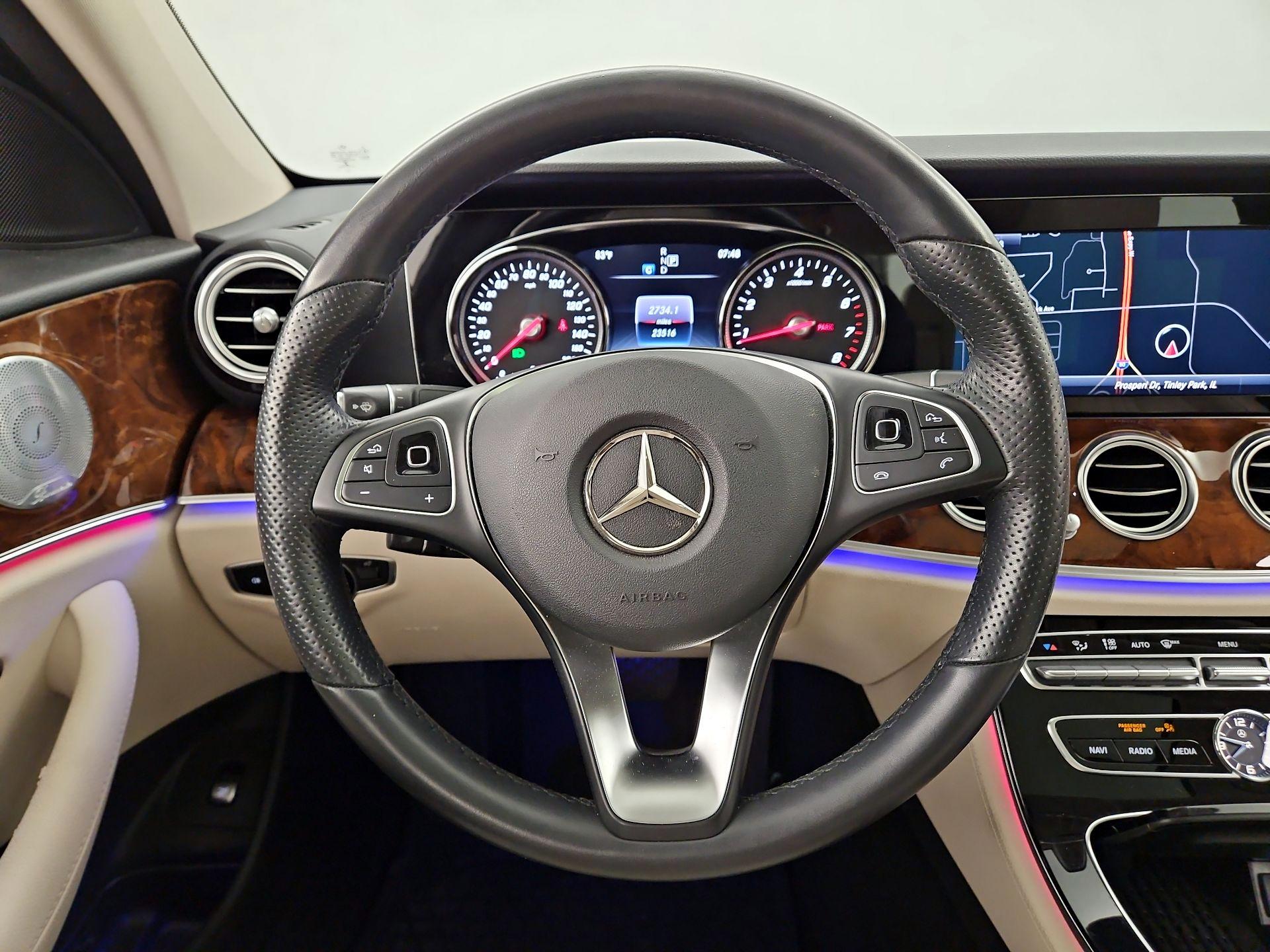 Thumbnail: 2018 Mercedes-Benz E-Class - 10